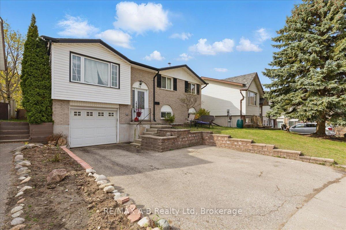 Photo 4 of 73 Southwood Drive, Kitchener — HOMEH