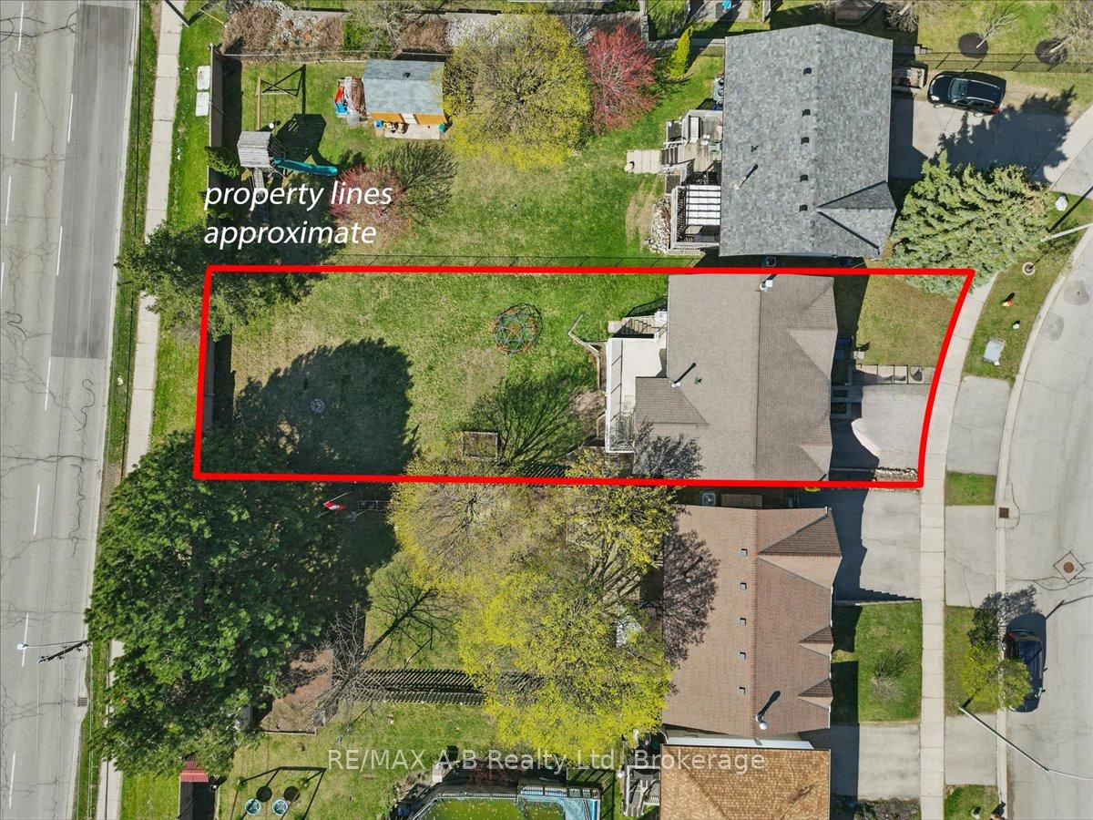 Photo 5 of 73 Southwood Drive, Kitchener — HOMEH