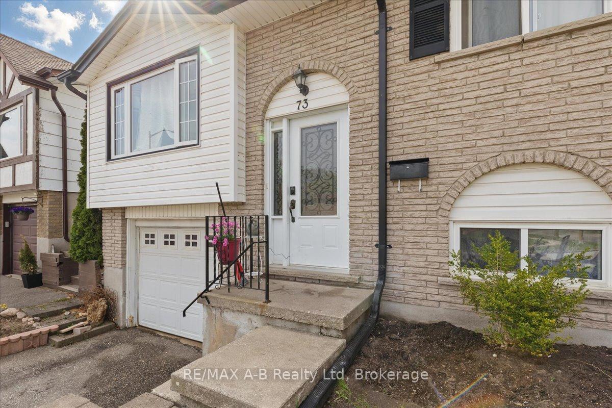 Photo 6 of 73 Southwood Drive, Kitchener — HOMEH