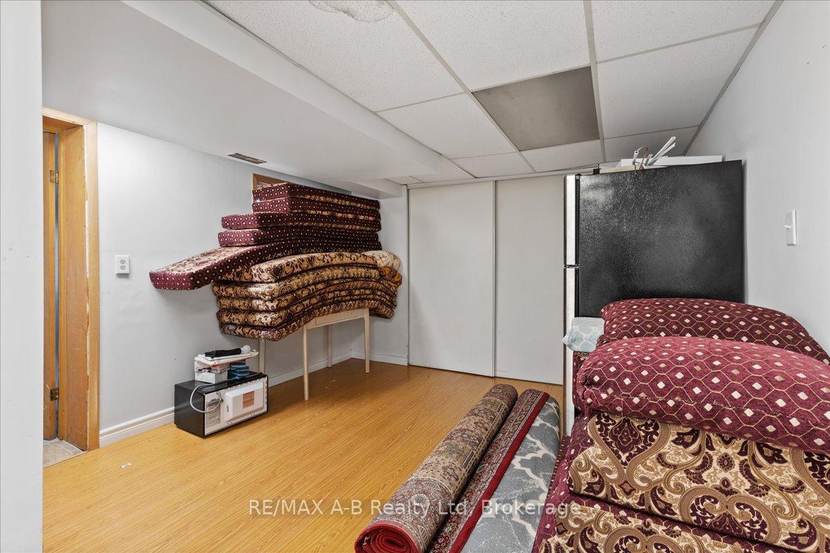 Photo 26 of 73 Southwood Drive, Kitchener — HOMEH