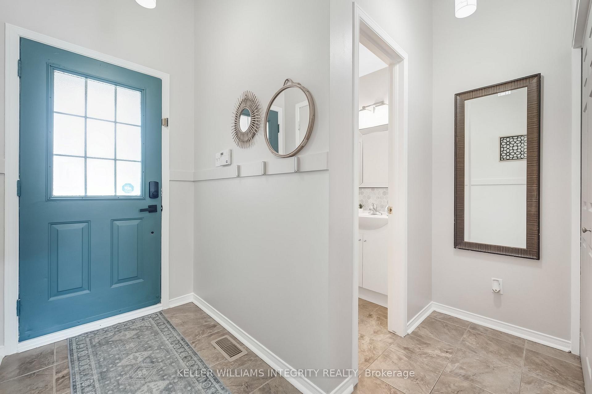 Photo 3 of 496 Meadowbreeze Drive, Ottawa, Kanata - Emerald Meadows/Trailwest — HOMEH