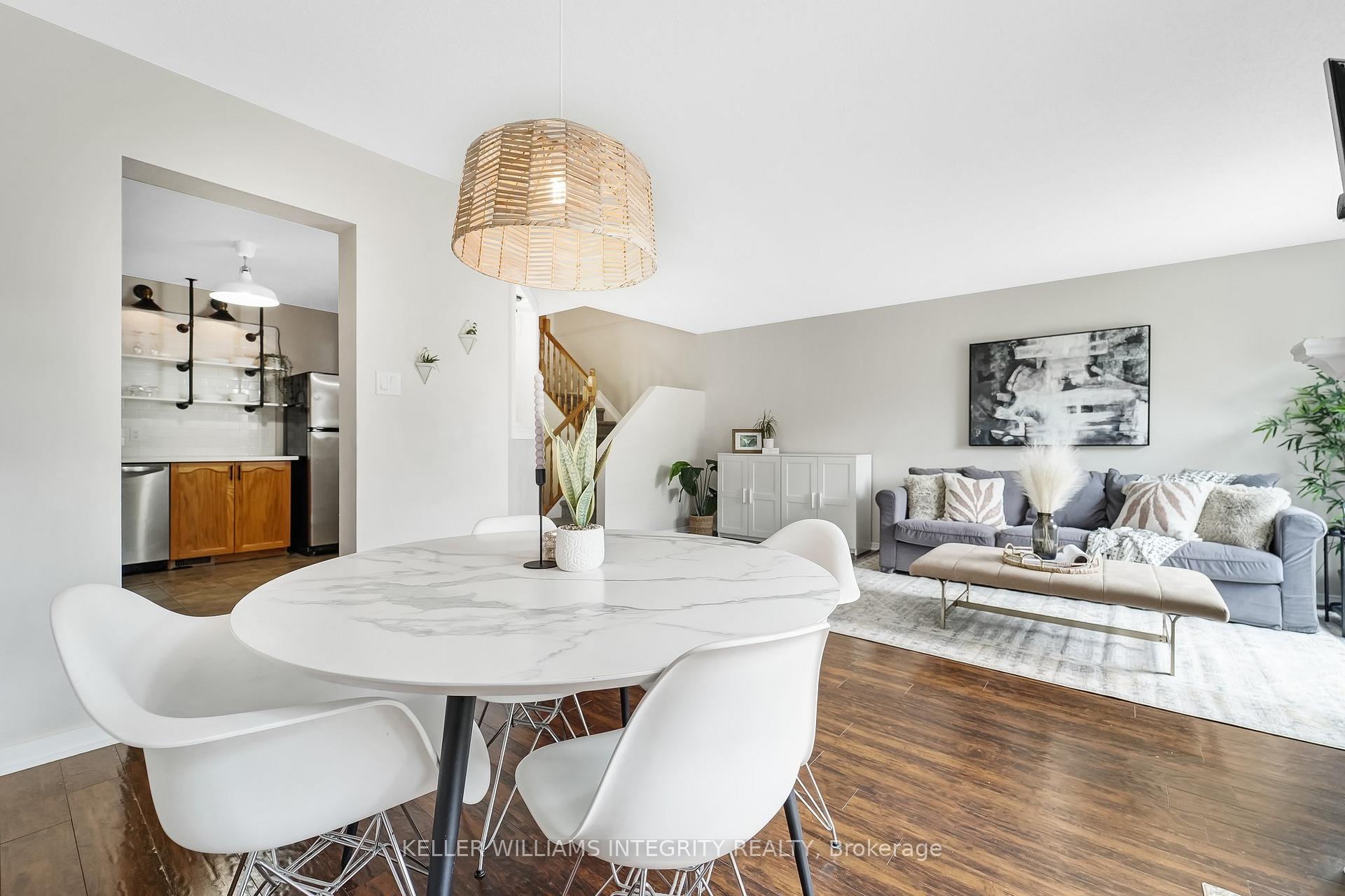 Photo 9 of 496 Meadowbreeze Drive, Ottawa, Kanata - Emerald Meadows/Trailwest — HOMEH