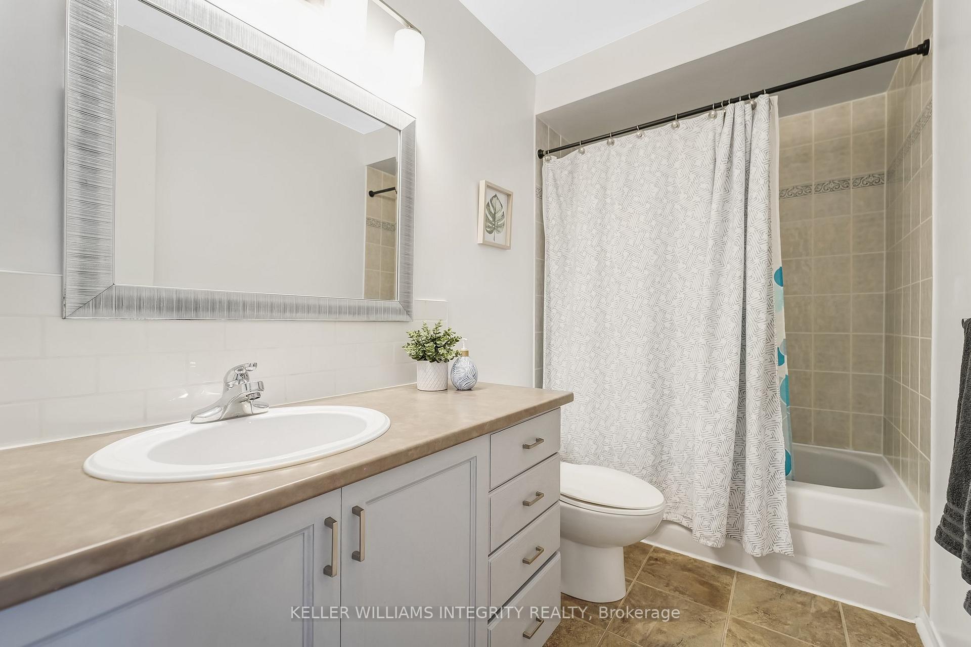 Photo 23 of 496 Meadowbreeze Drive, Ottawa, Kanata - Emerald Meadows/Trailwest — HOMEH