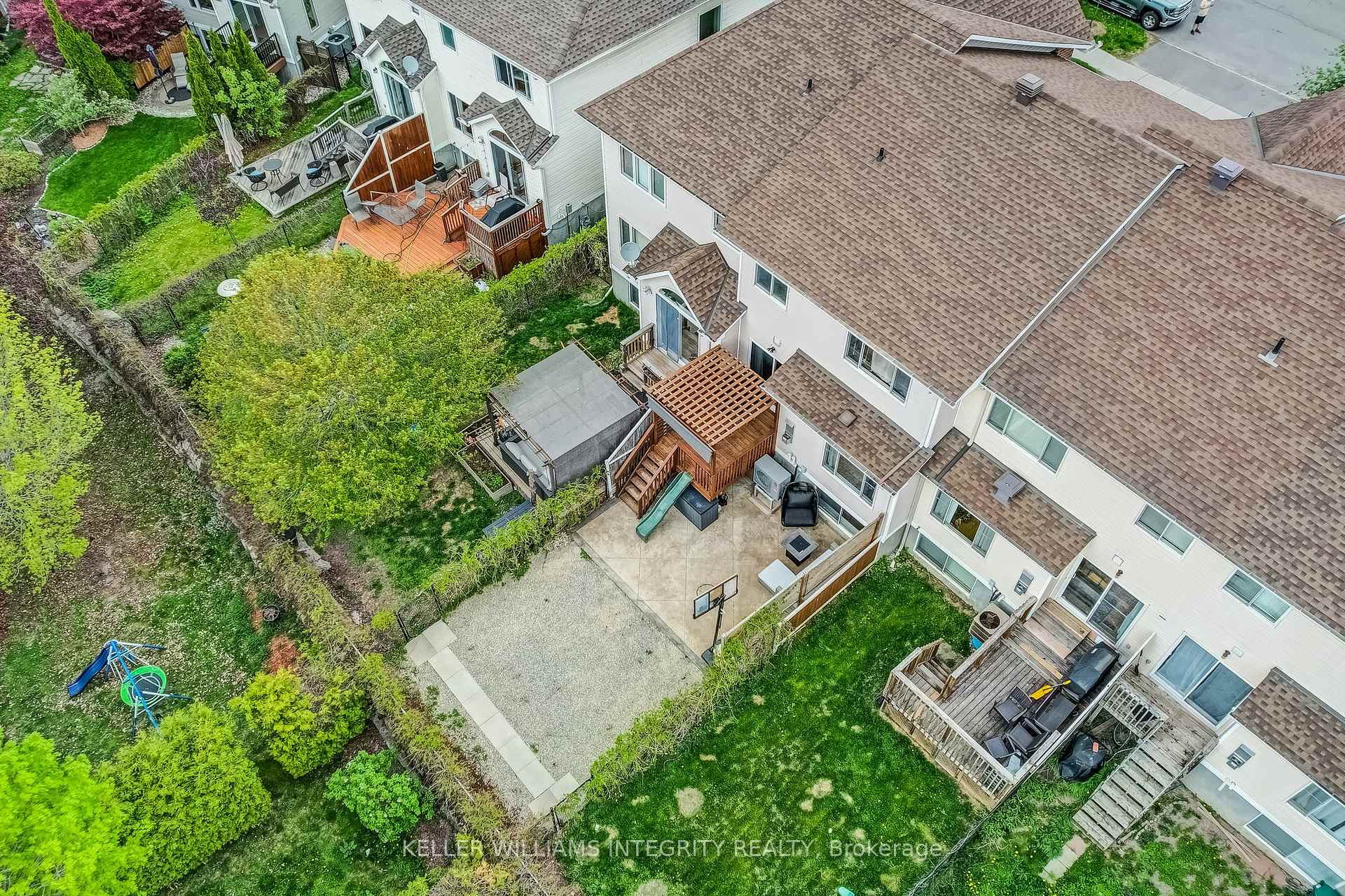 Photo 33 of 496 Meadowbreeze Drive, Ottawa, Kanata - Emerald Meadows/Trailwest — HOMEH