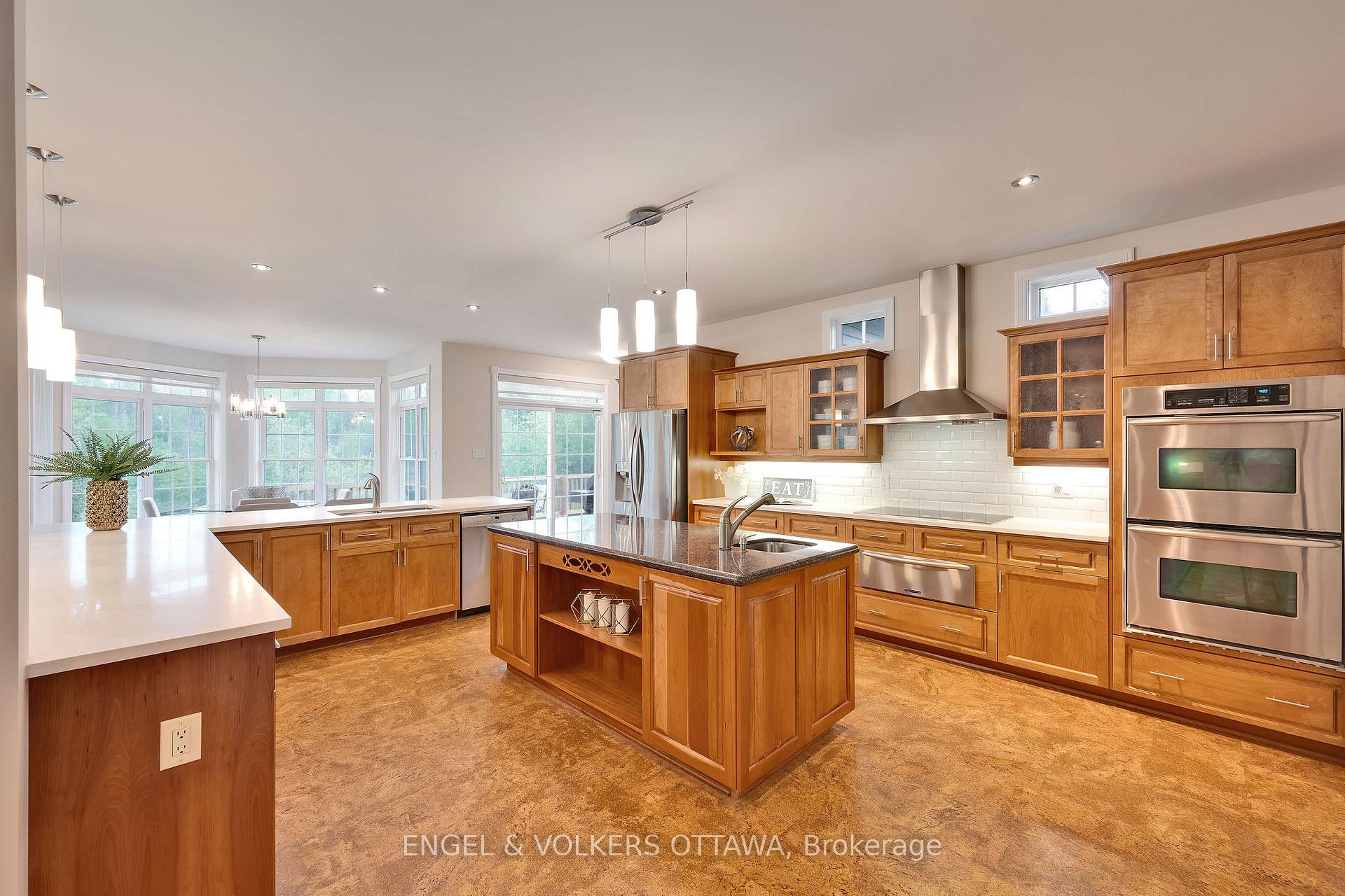 Photo 11 of 1422 Houston Crescent, Ottawa, Kanata - Rural Kanata (Central) — HOMEH