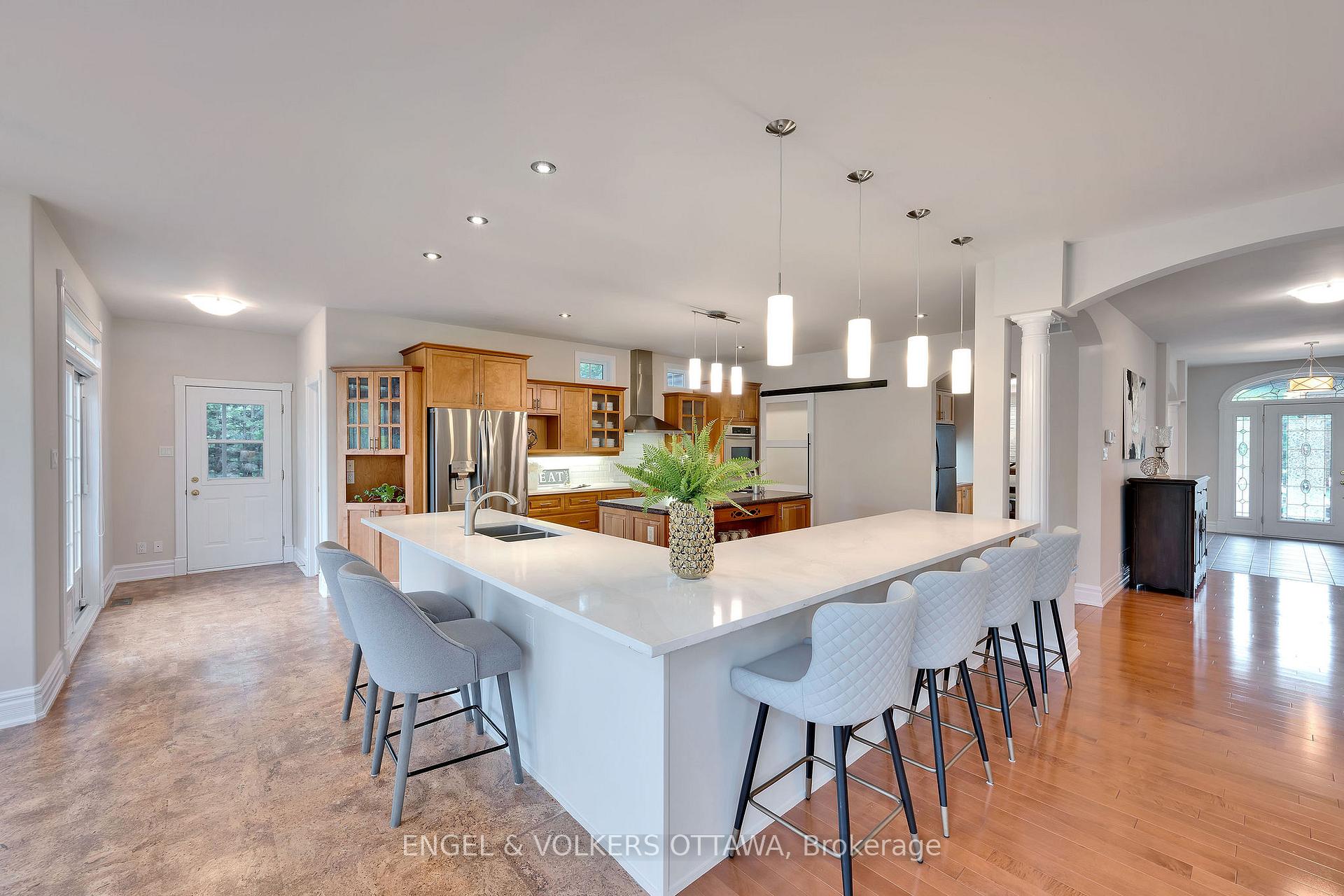 Photo 14 of 1422 Houston Crescent, Ottawa, Kanata - Rural Kanata (Central) — HOMEH
