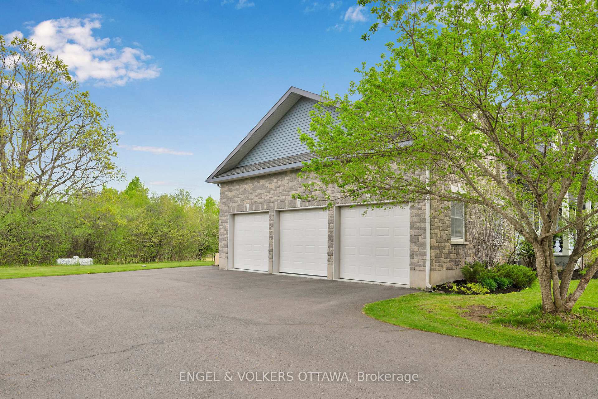 Photo 49 of 1422 Houston Crescent, Ottawa, Kanata - Rural Kanata (Central) — HOMEH