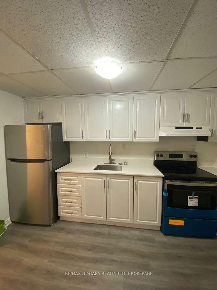 Photo 3 of Unit 1, 1387 Barton Street E, Hamilton, Homeside — HOMEH