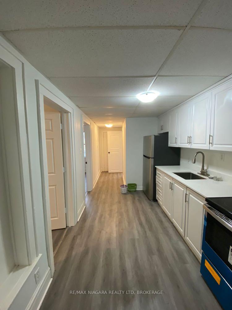 Photo 4 of Unit 1, 1387 Barton Street E, Hamilton, Homeside — HOMEH