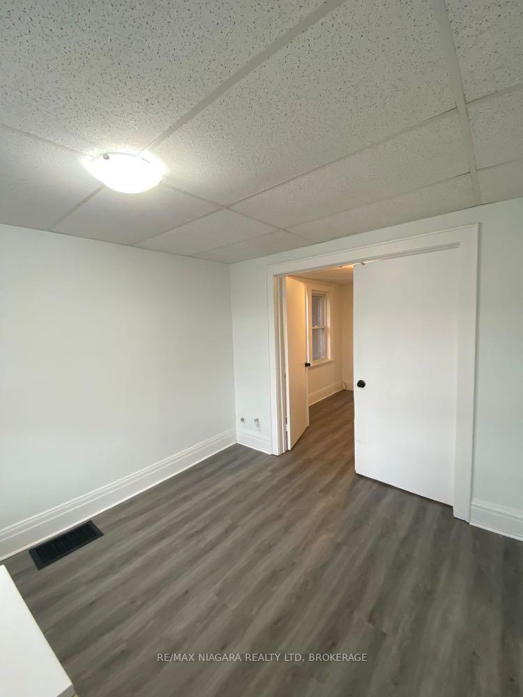 Photo 9 of Unit 1, 1387 Barton Street E, Hamilton, Homeside — HOMEH
