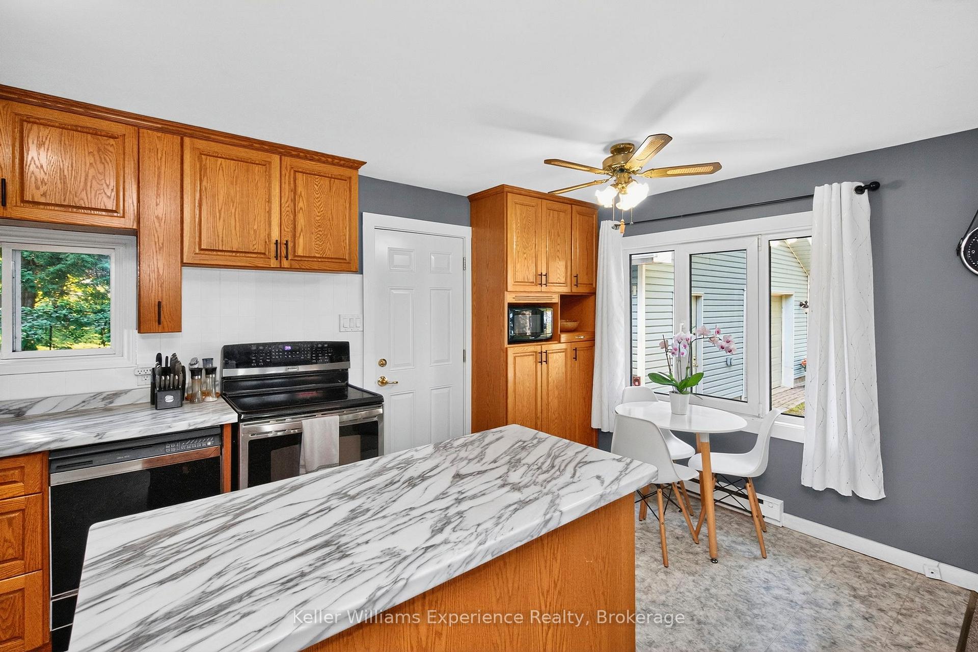 Photo 12 of 727 McMurtry Road, Midland — HOMEH