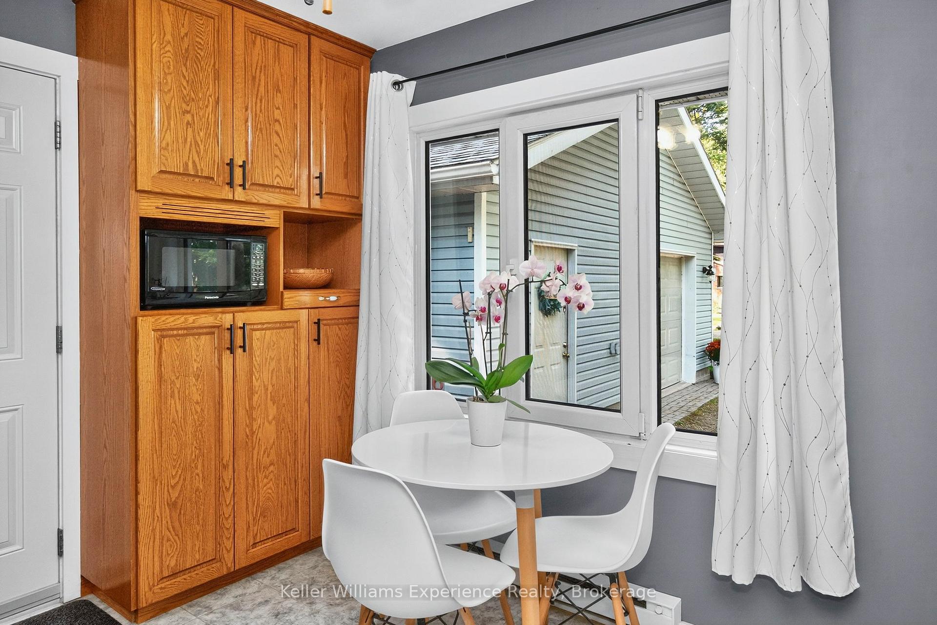 Photo 13 of 727 McMurtry Road, Midland — HOMEH