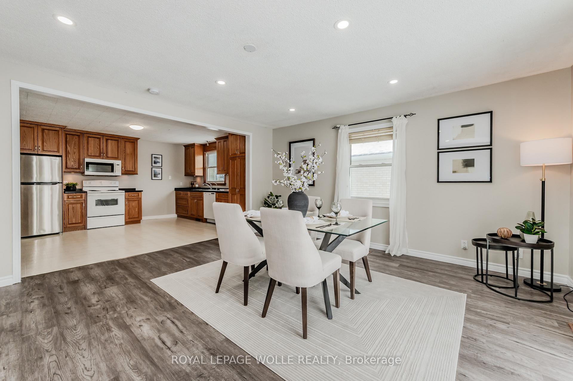 Photo 5 of 645 King Street, Minto — HOMEH