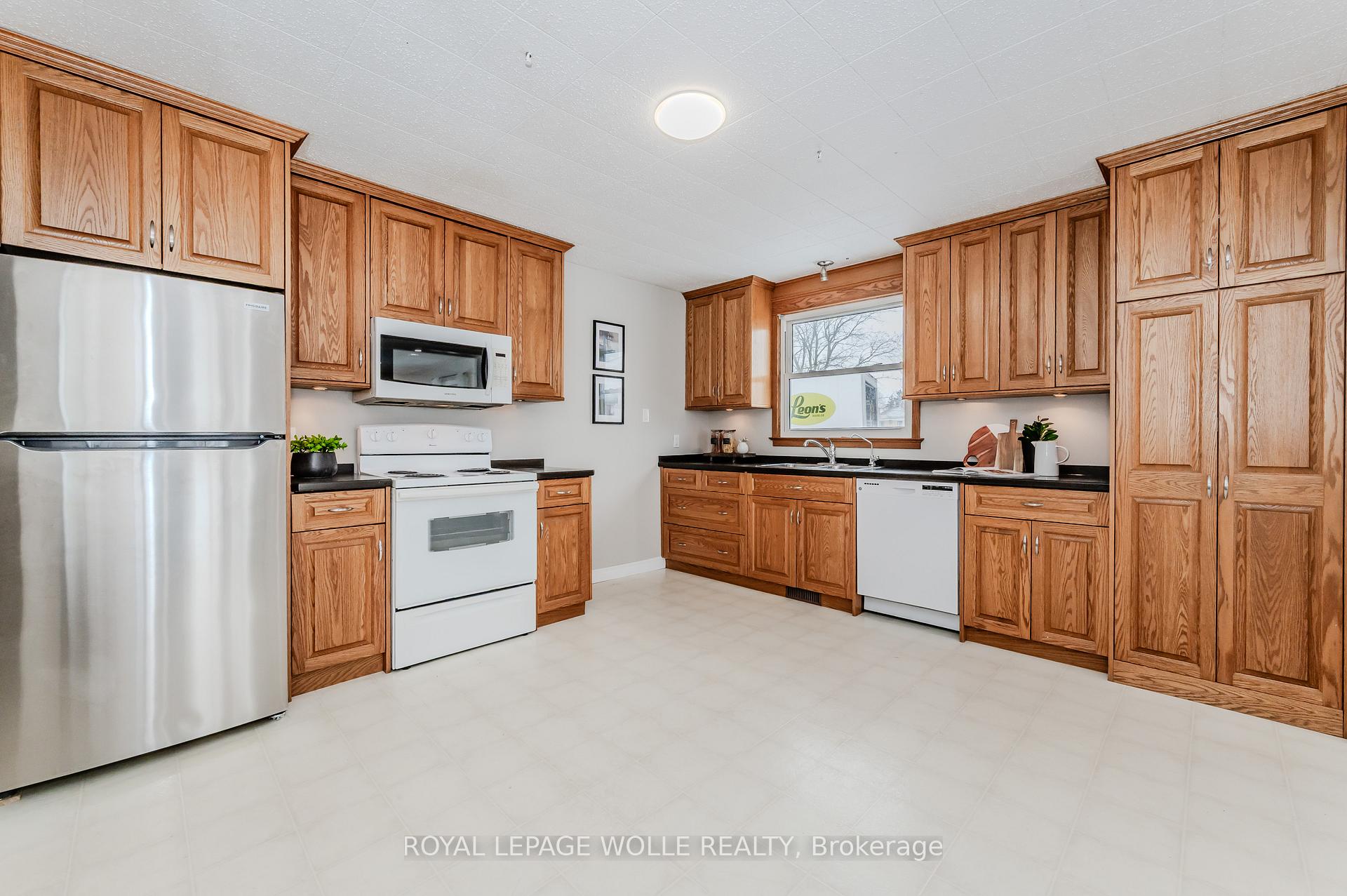 Photo 7 of 645 King Street, Minto — HOMEH
