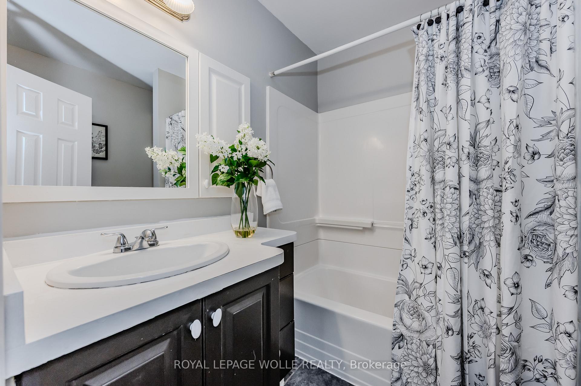 Photo 13 of 645 King Street, Minto — HOMEH