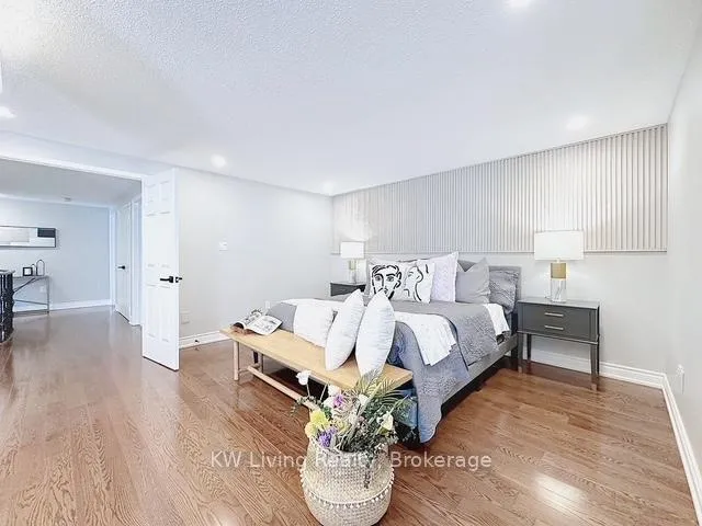 Photo 25 of 38 Coledale Road, Markham, Unionville — HOMEH