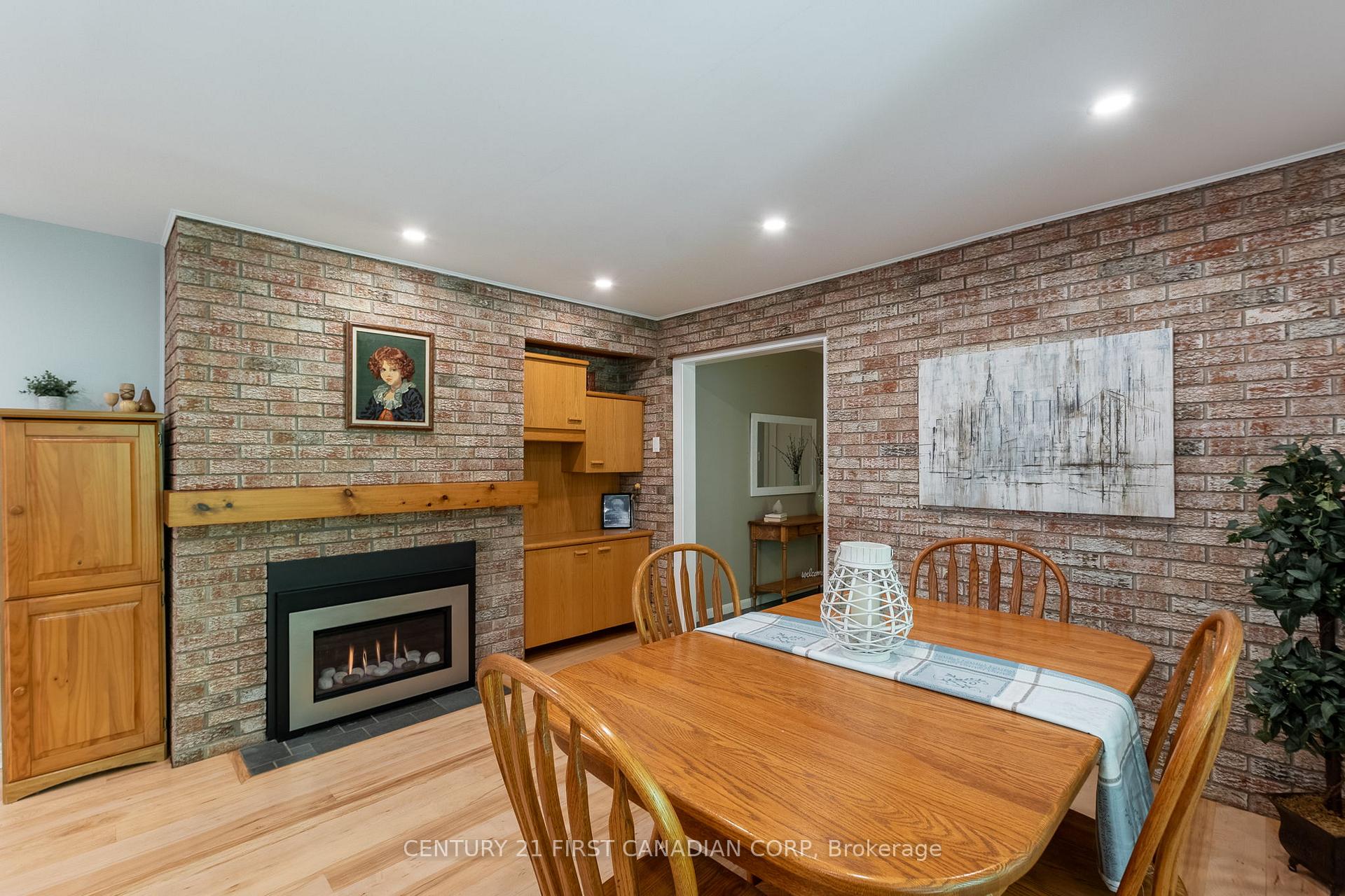 Photo 6 of 55 Blackburn Crescent, Middlesex Centre, Kilworth — HOMEH