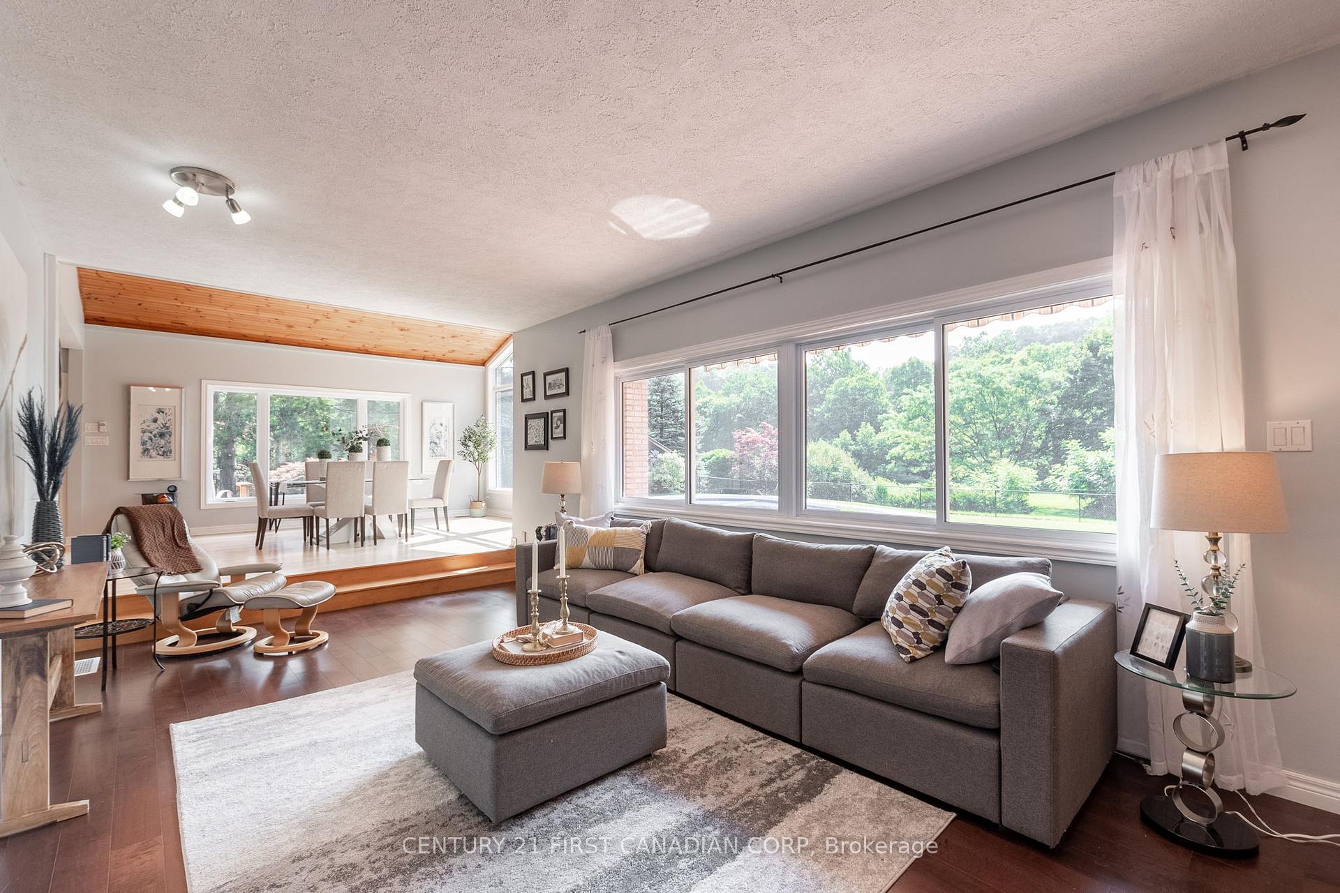 Photo 14 of 55 Blackburn Crescent, Middlesex Centre, Kilworth — HOMEH