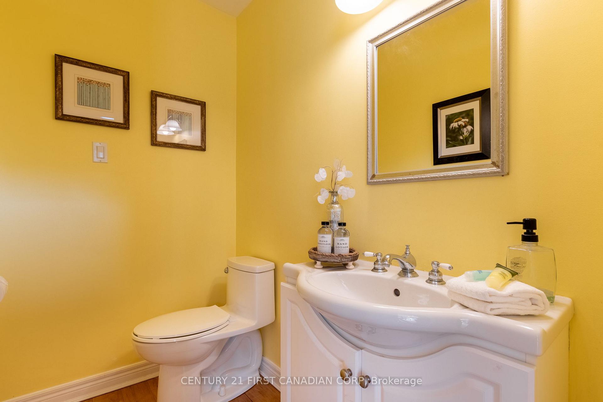 Photo 16 of 55 Blackburn Crescent, Middlesex Centre, Kilworth — HOMEH