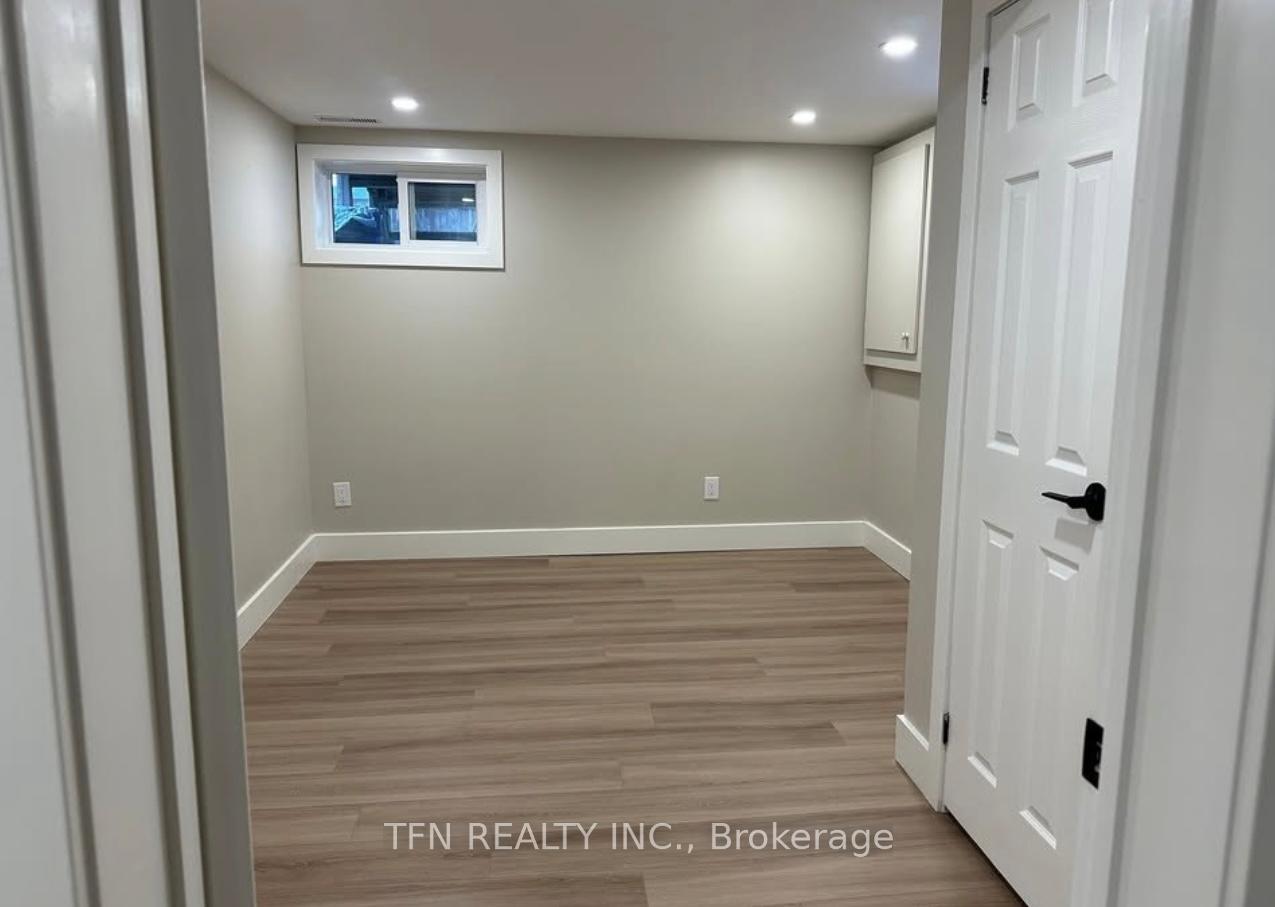 Photo 11 of Unit Lower, 75 Castlefield Drive, Hamilton, Hampton Heights — HOMEH