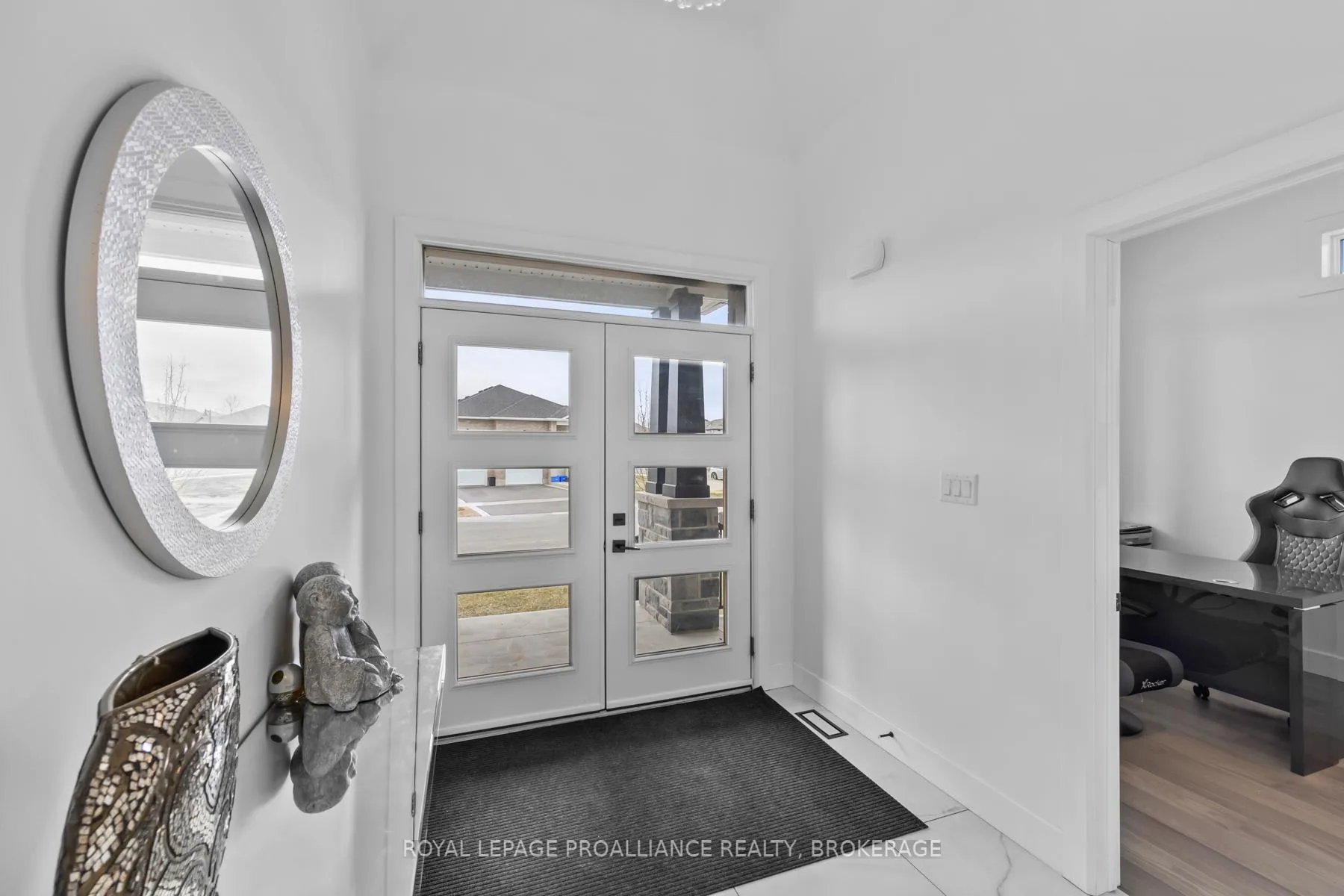Photo 10 of 1245 Carfa Crescent, Kingston, City Northwest — HOMEH