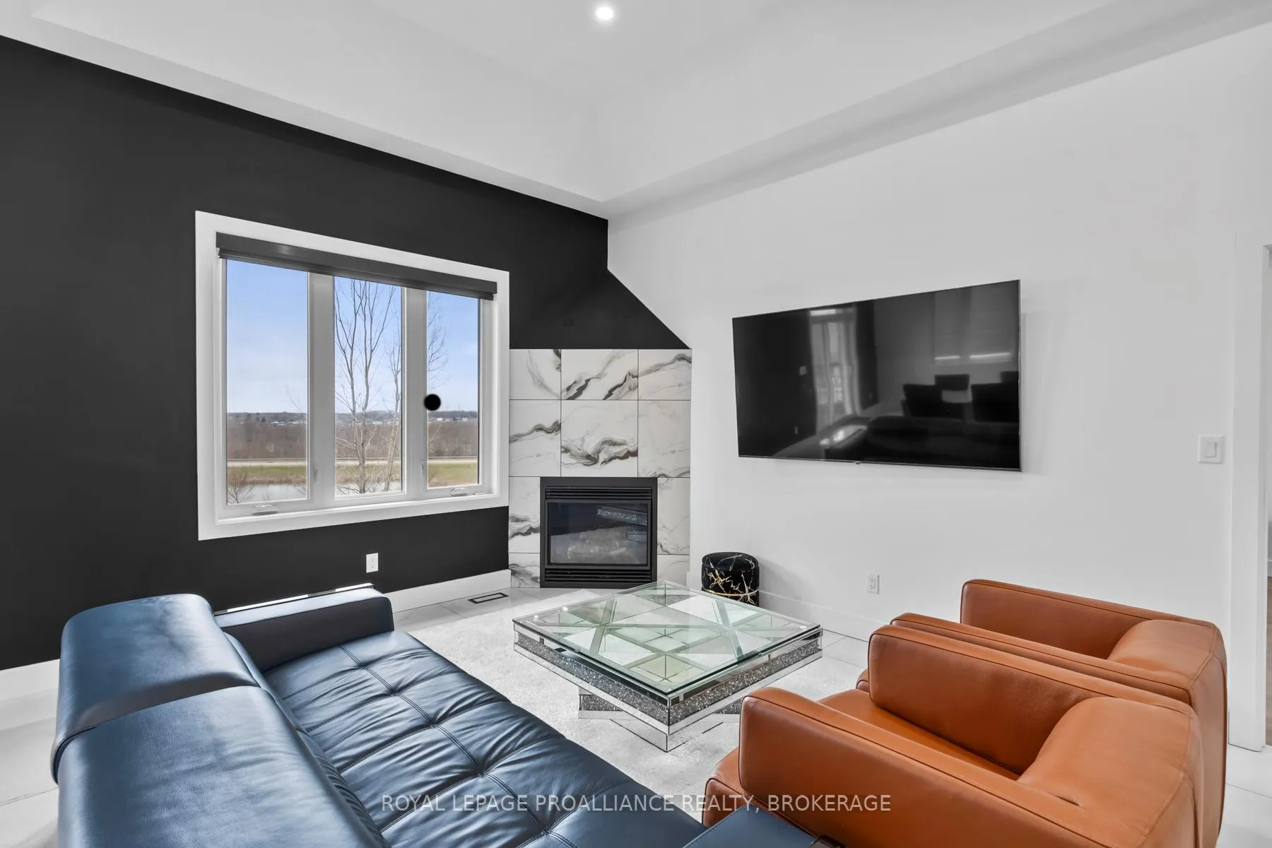 Photo 18 of 1245 Carfa Crescent, Kingston, City Northwest — HOMEH
