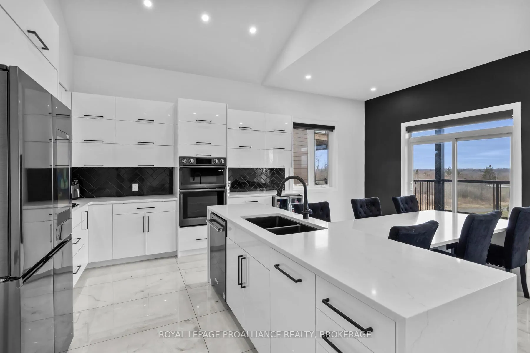 Photo 19 of 1245 Carfa Crescent, Kingston, City Northwest — HOMEH