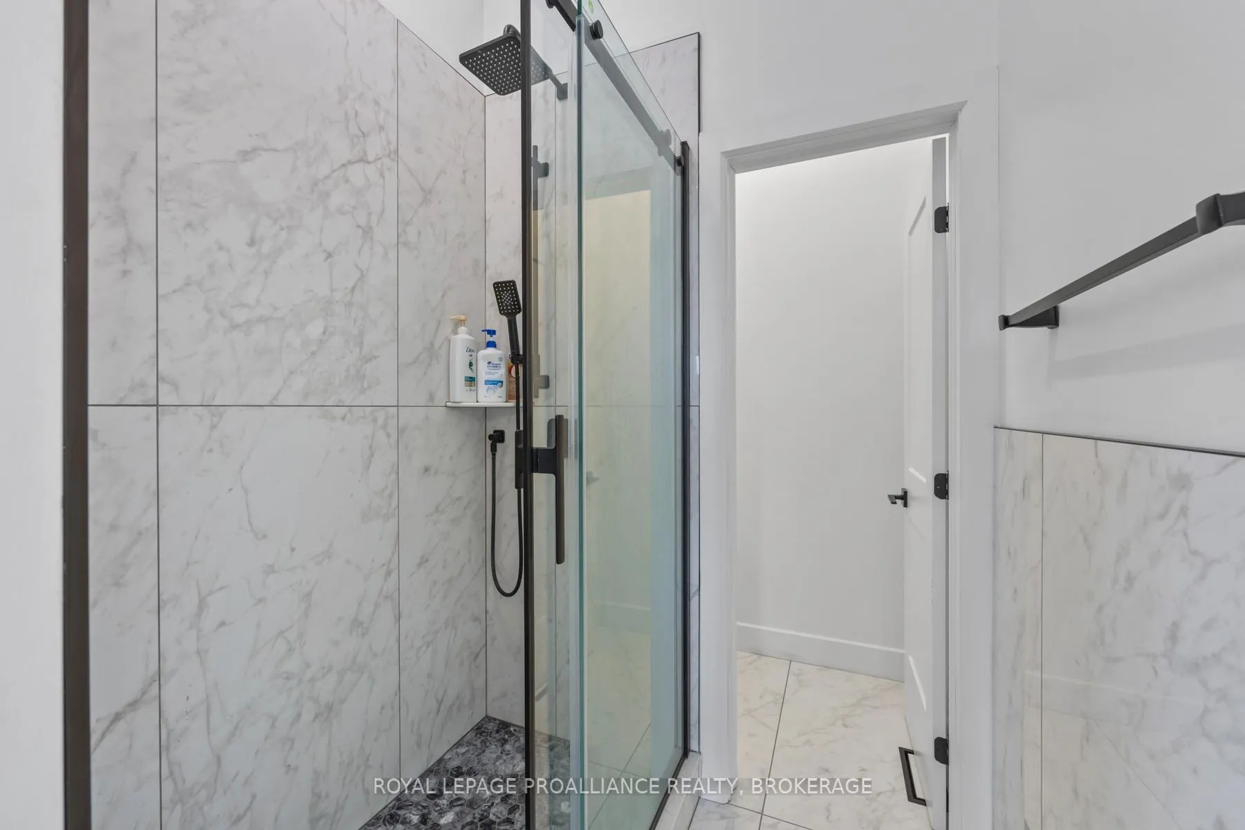 Photo 31 of 1245 Carfa Crescent, Kingston, City Northwest — HOMEH