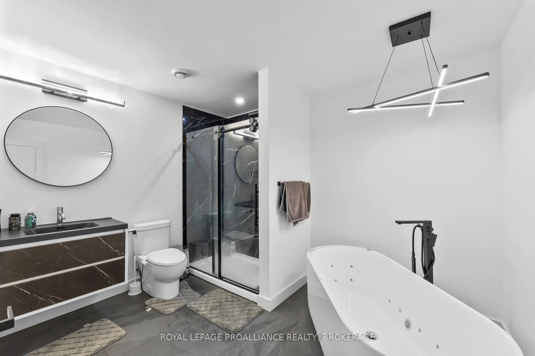 Photo 46 of 1245 Carfa Crescent, Kingston, City Northwest — HOMEH