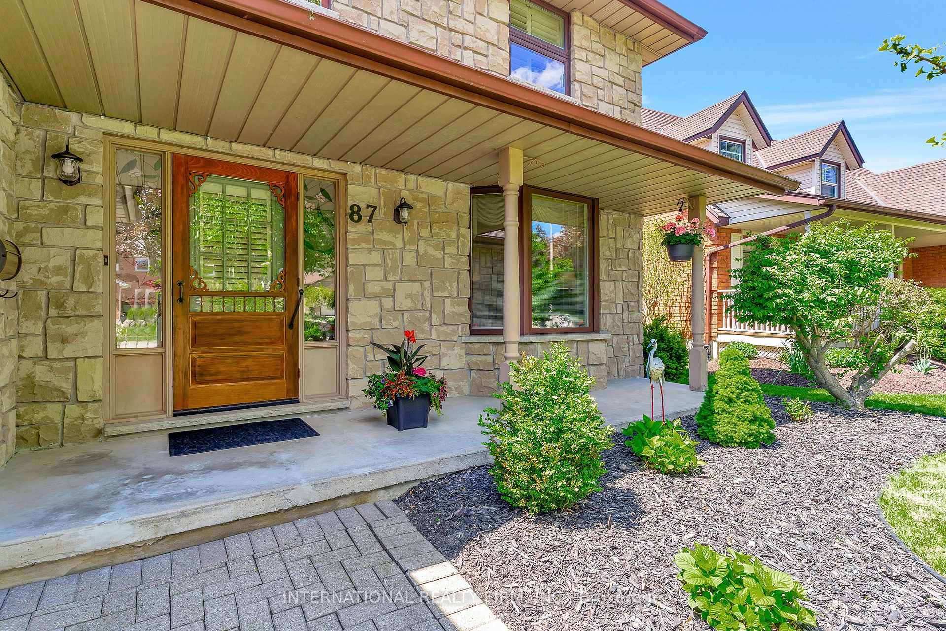 Photo 2 of 87 Maxwell Drive, Kitchener — HOMEH