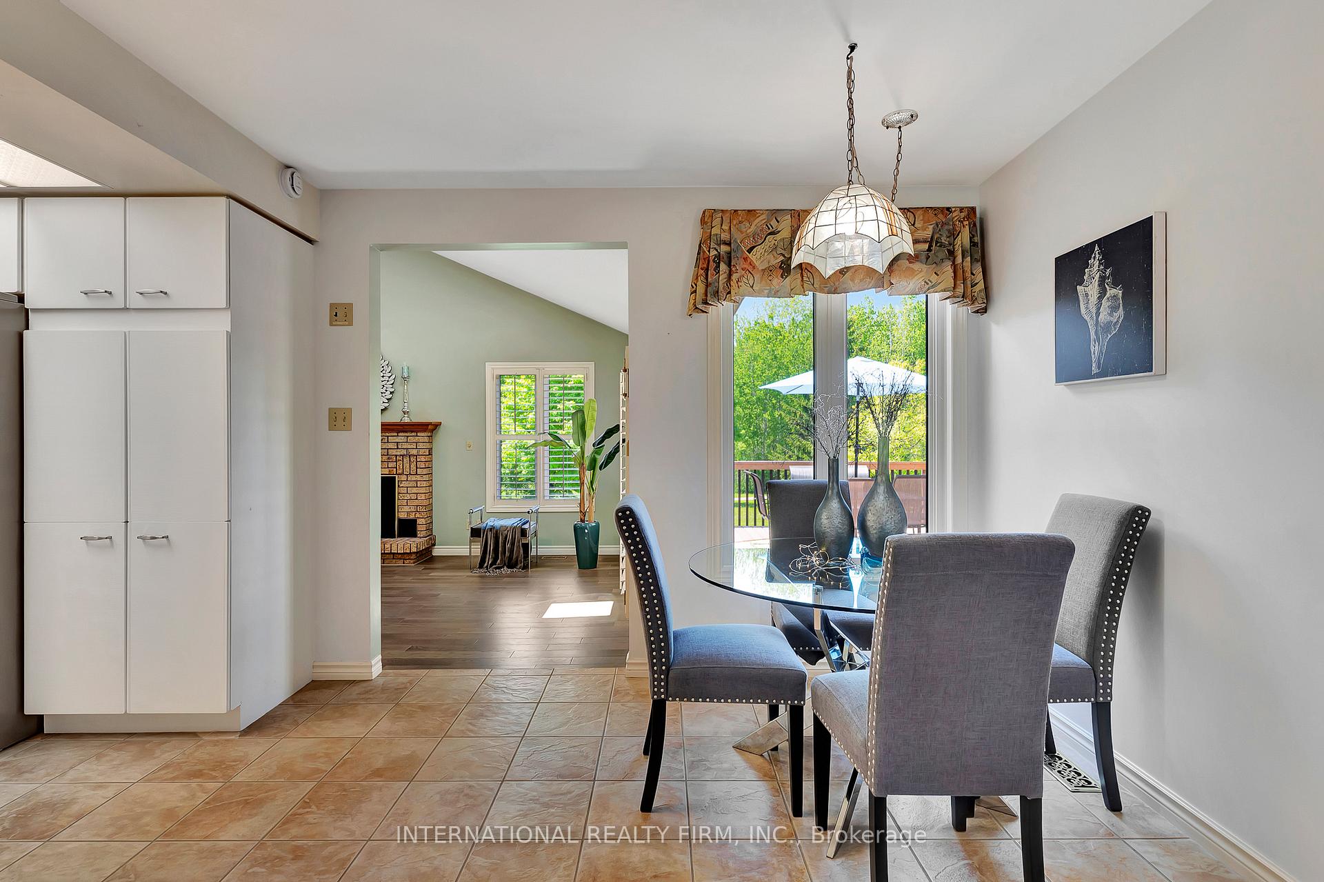Photo 12 of 87 Maxwell Drive, Kitchener — HOMEH