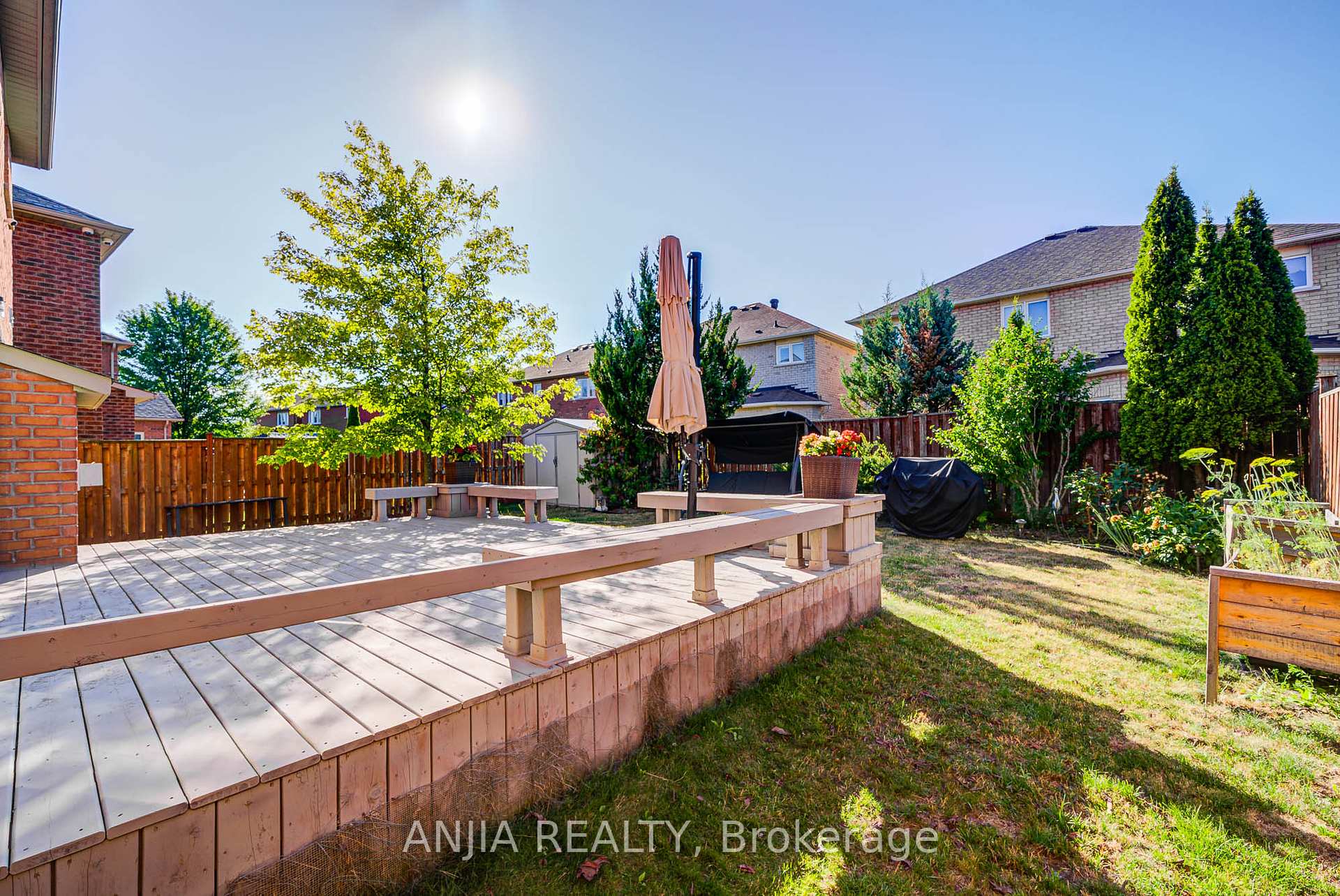 Photo 47 of 54 Rainbow Valley Crescent, Markham, Greensborough — HOMEH