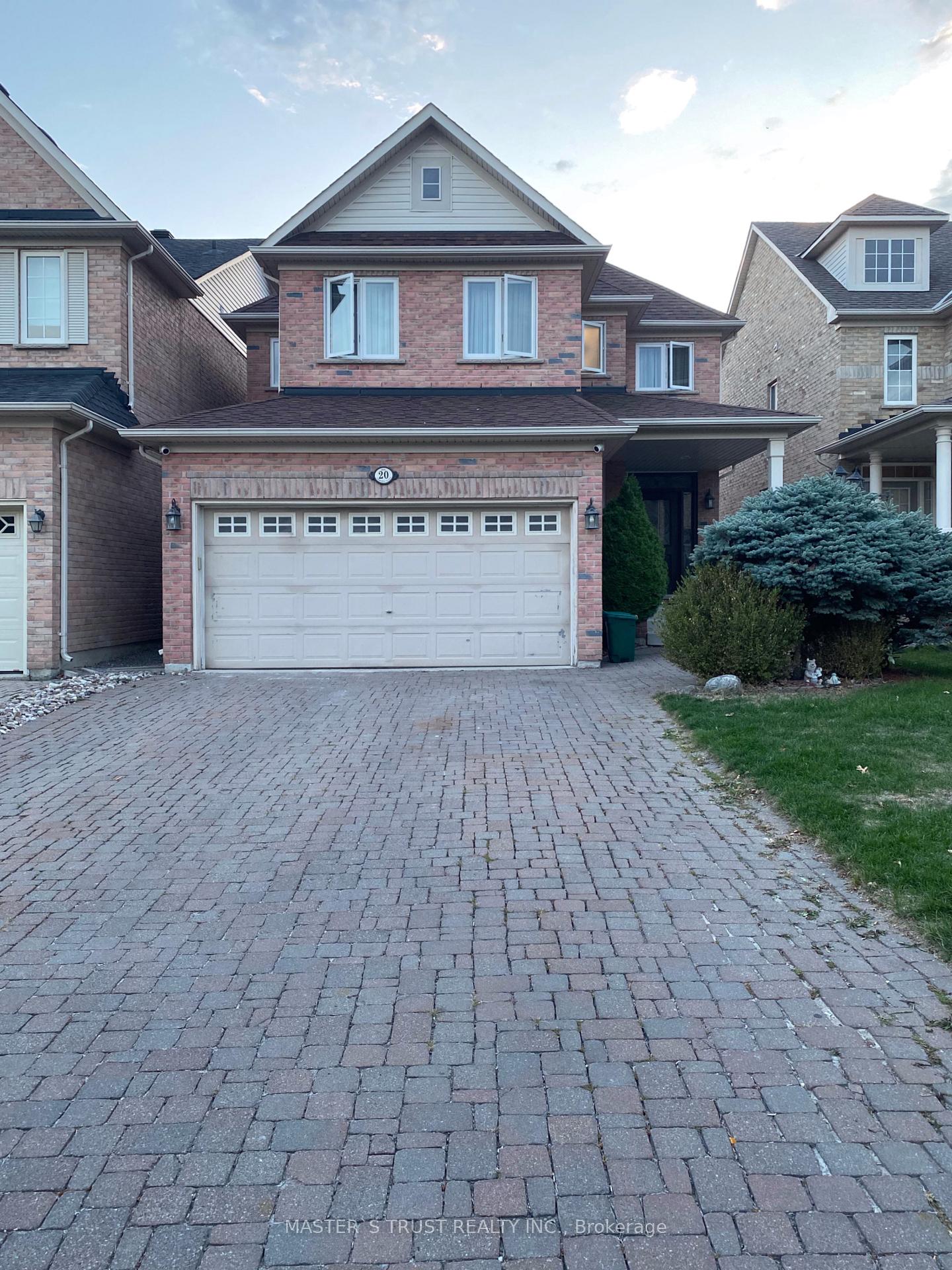 Photo 1 of 20 Campden Place, Markham, Berczy — HOMEH