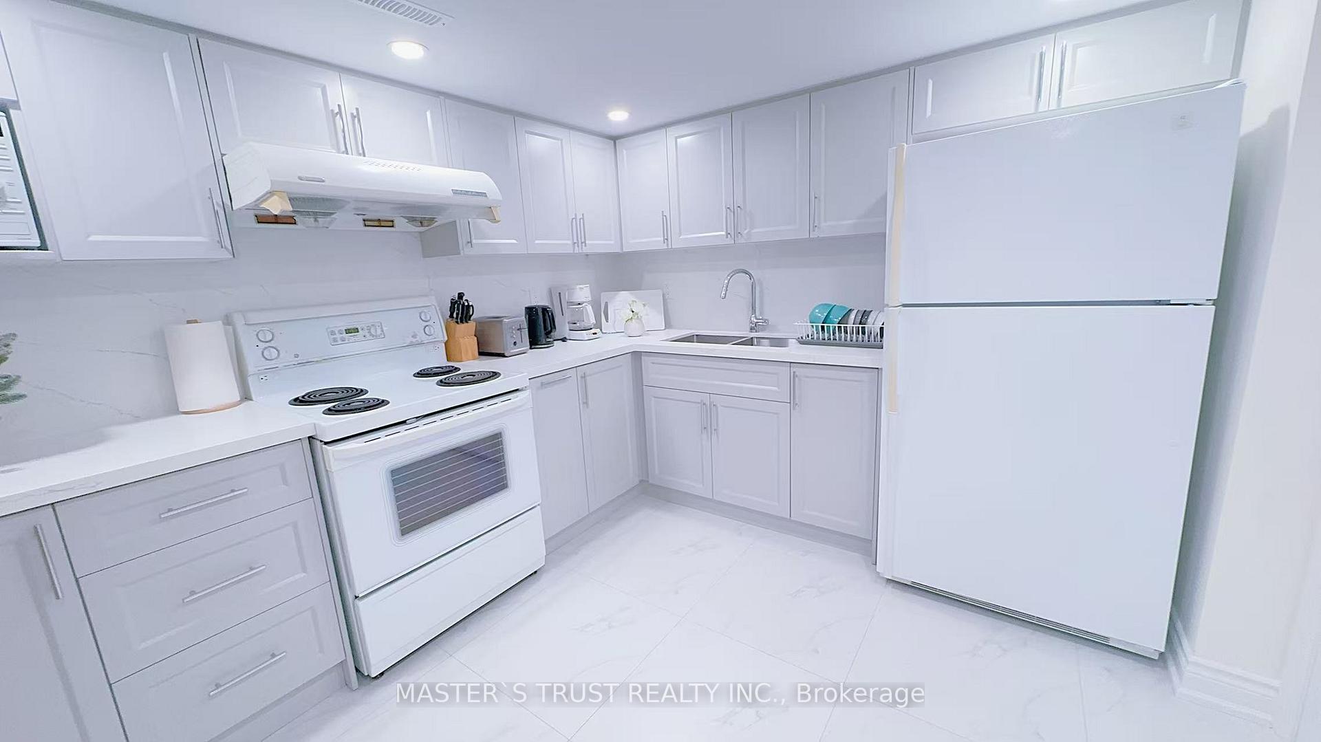 Photo 6 of 20 Campden Place, Markham, Berczy — HOMEH