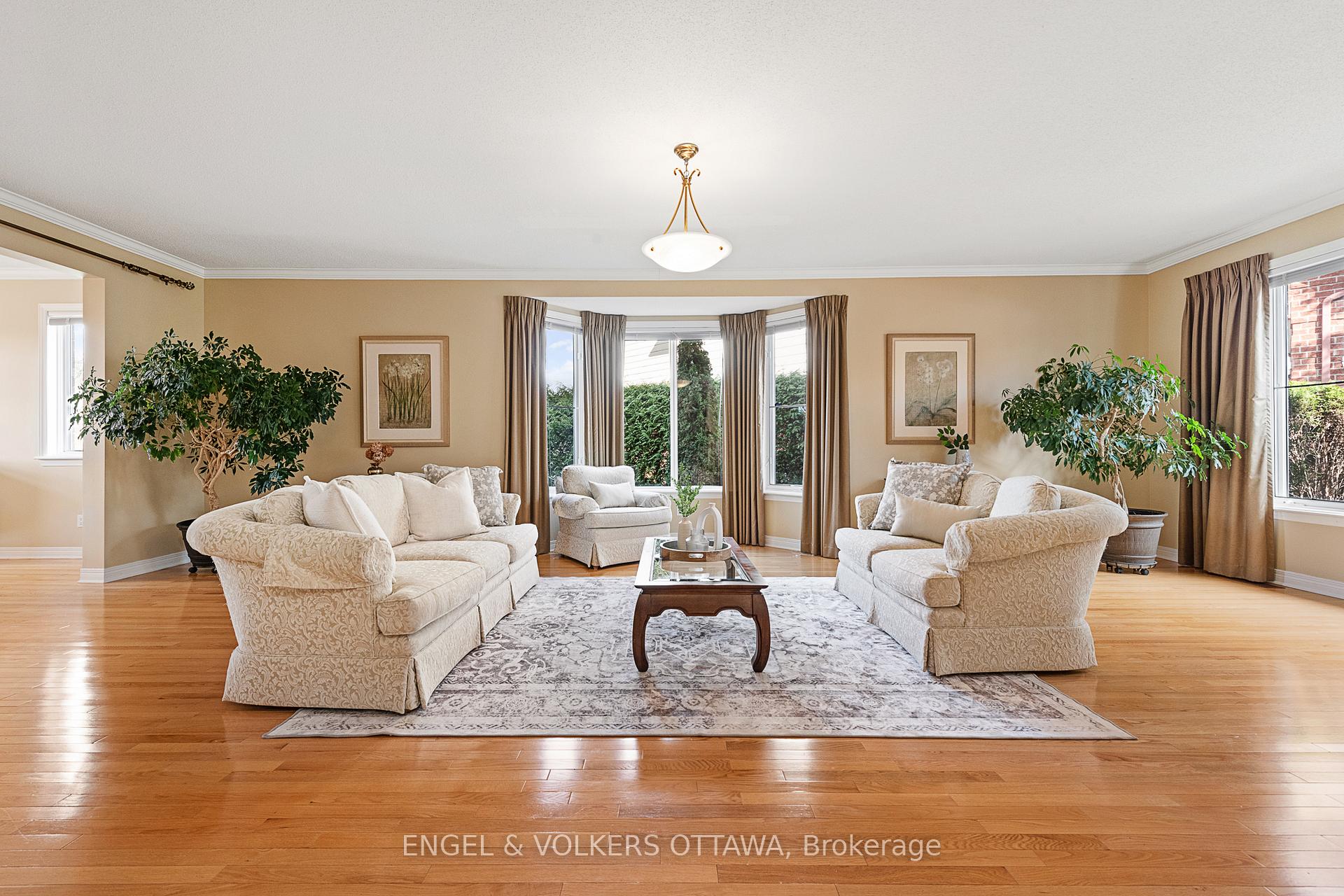 Photo 6 of 67 Manning Court, Ottawa, Kanata - Kanata Lakes/Heritage Hills — HOMEH