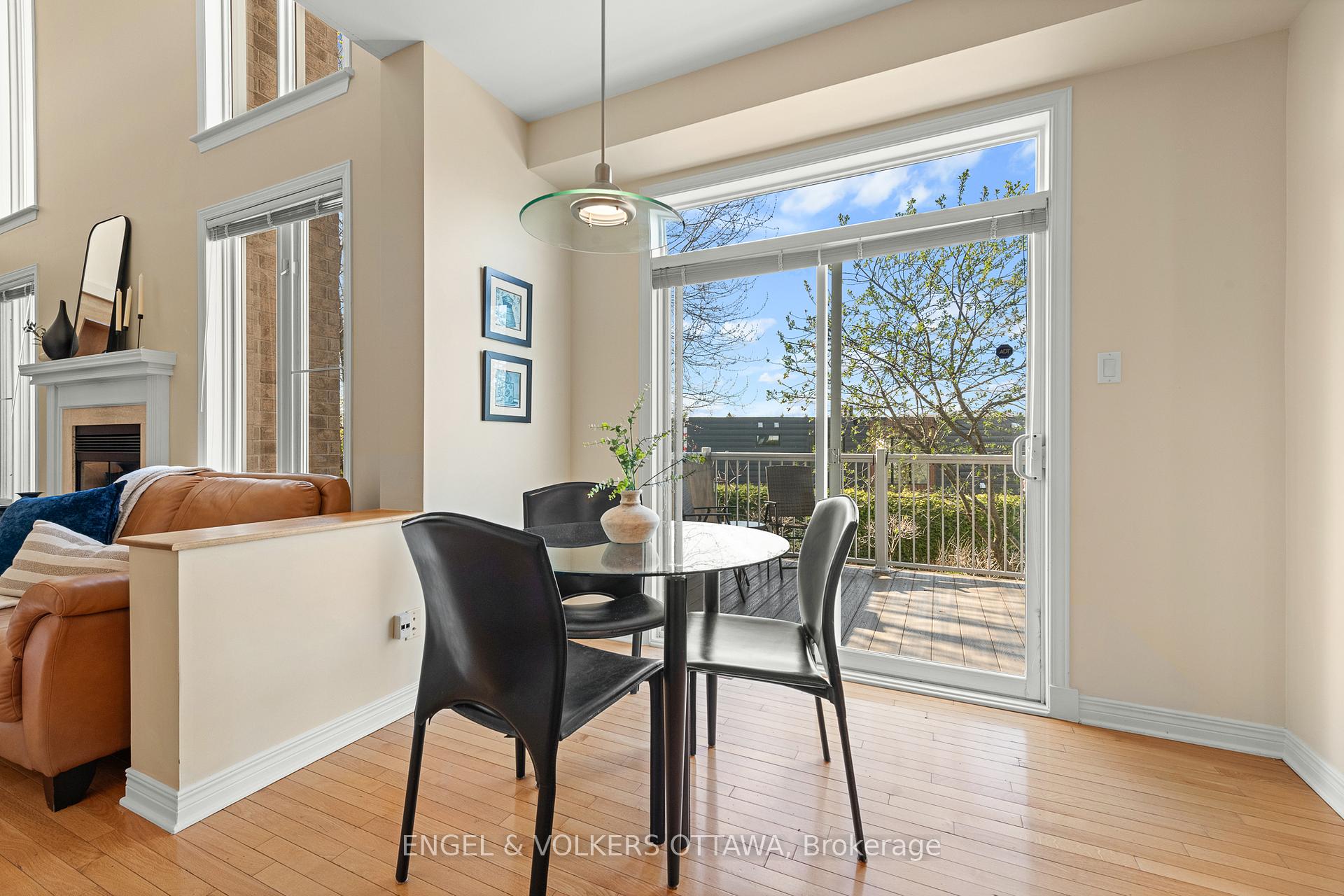 Photo 14 of 67 Manning Court, Ottawa, Kanata - Kanata Lakes/Heritage Hills — HOMEH