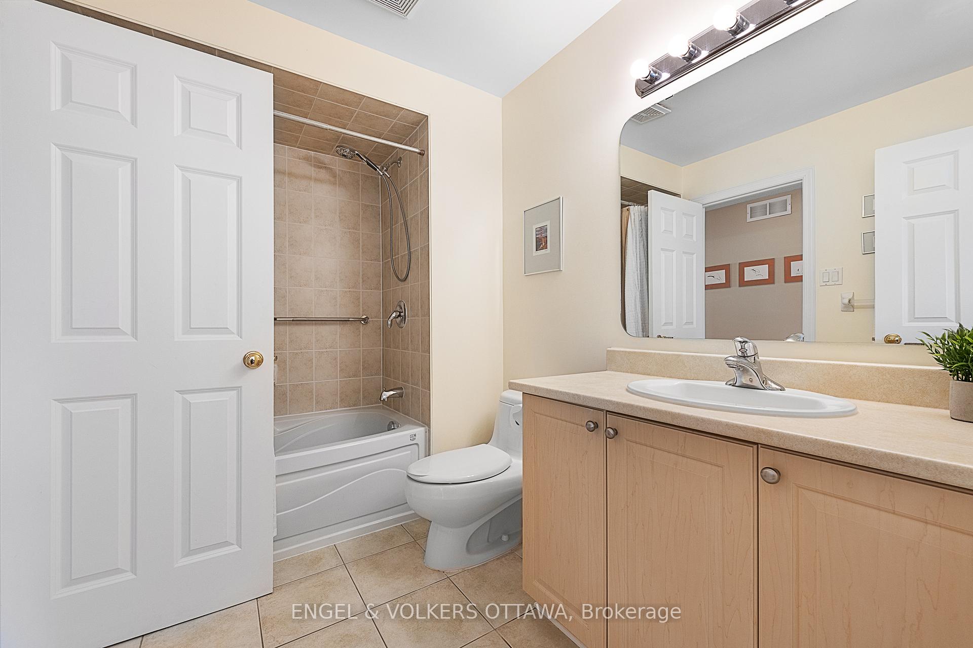 Photo 31 of 67 Manning Court, Ottawa, Kanata - Kanata Lakes/Heritage Hills — HOMEH