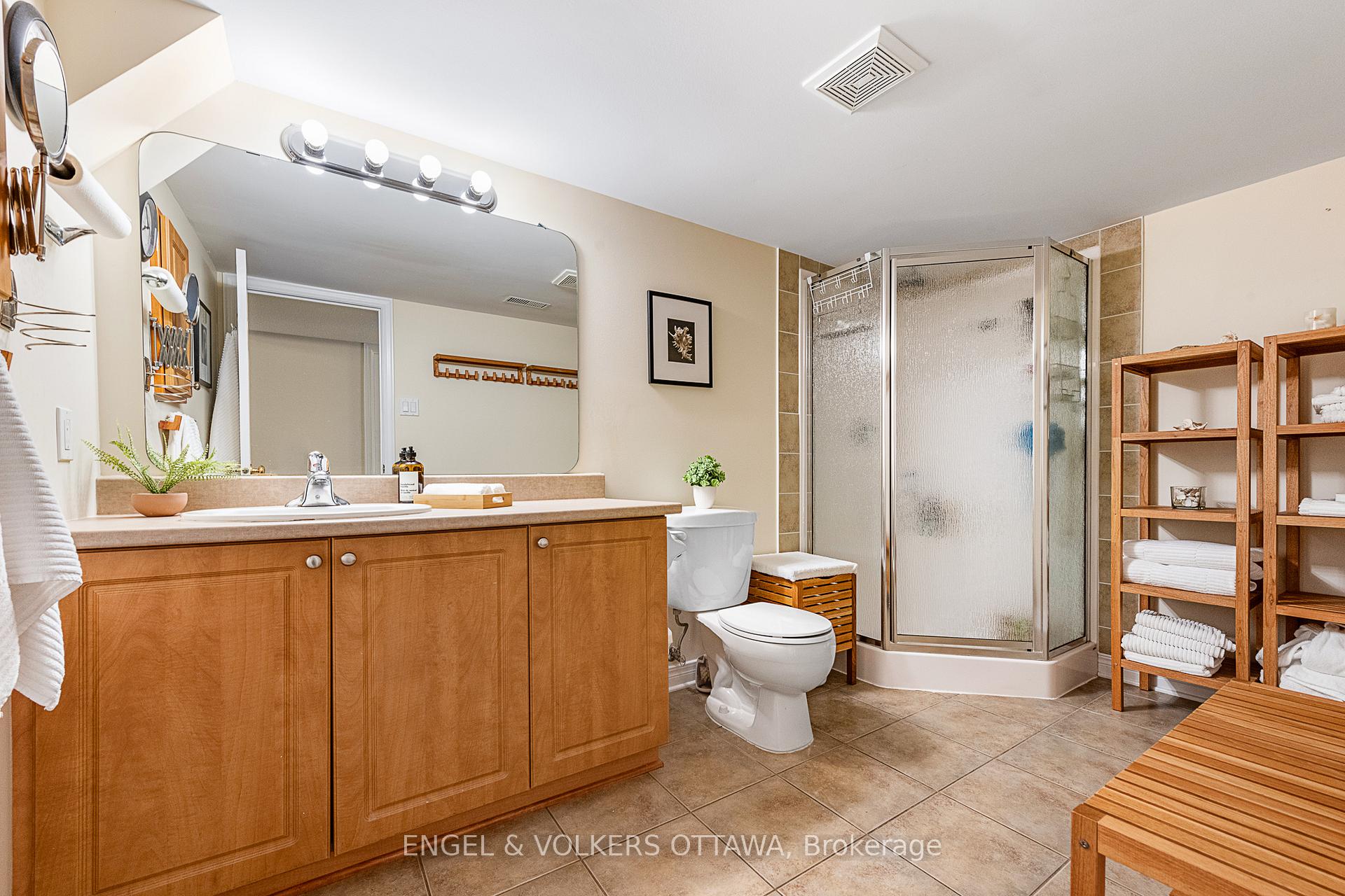 Photo 37 of 67 Manning Court, Ottawa, Kanata - Kanata Lakes/Heritage Hills — HOMEH
