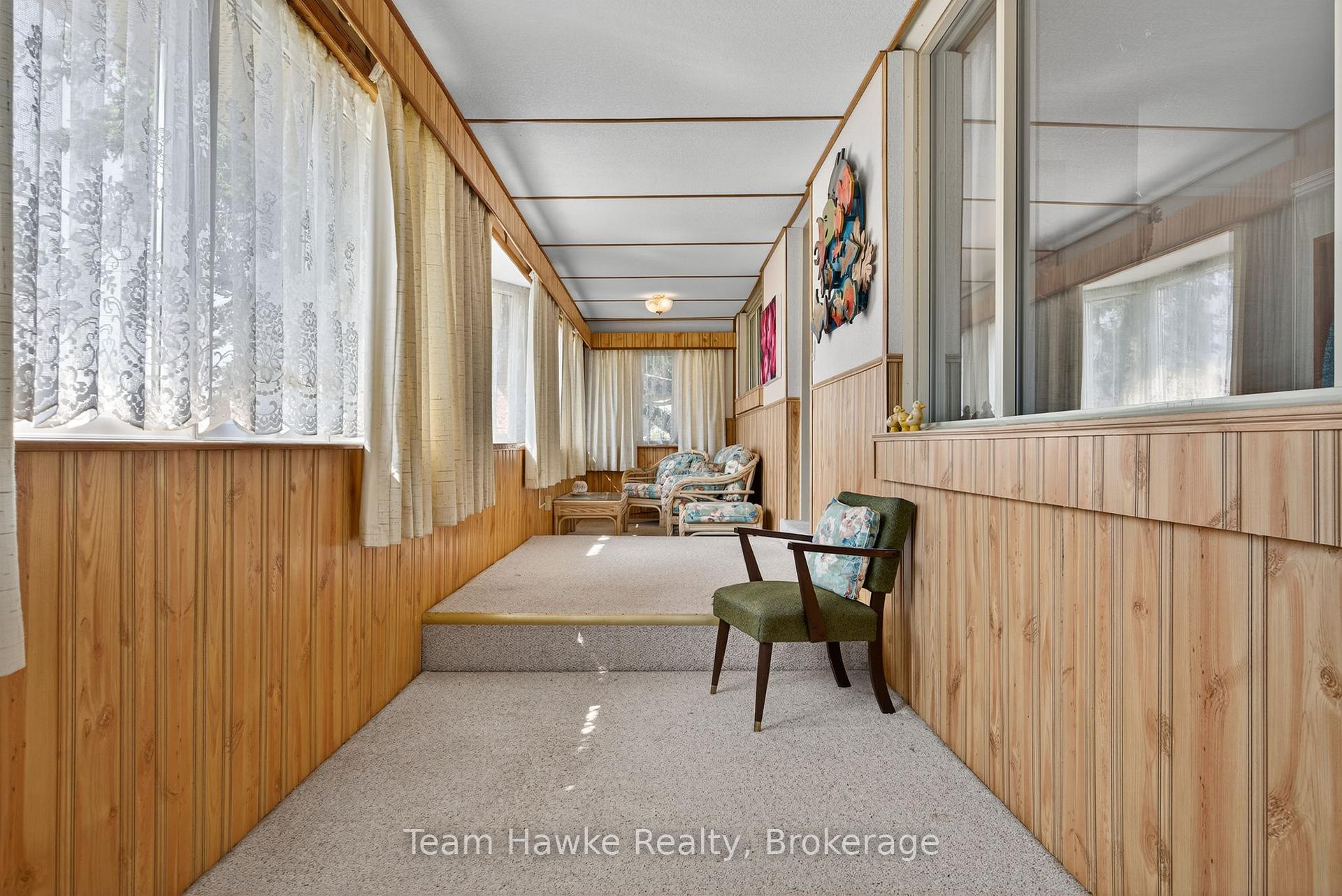 Photo 7 of 828 Hugel Avenue, Midland — HOMEH