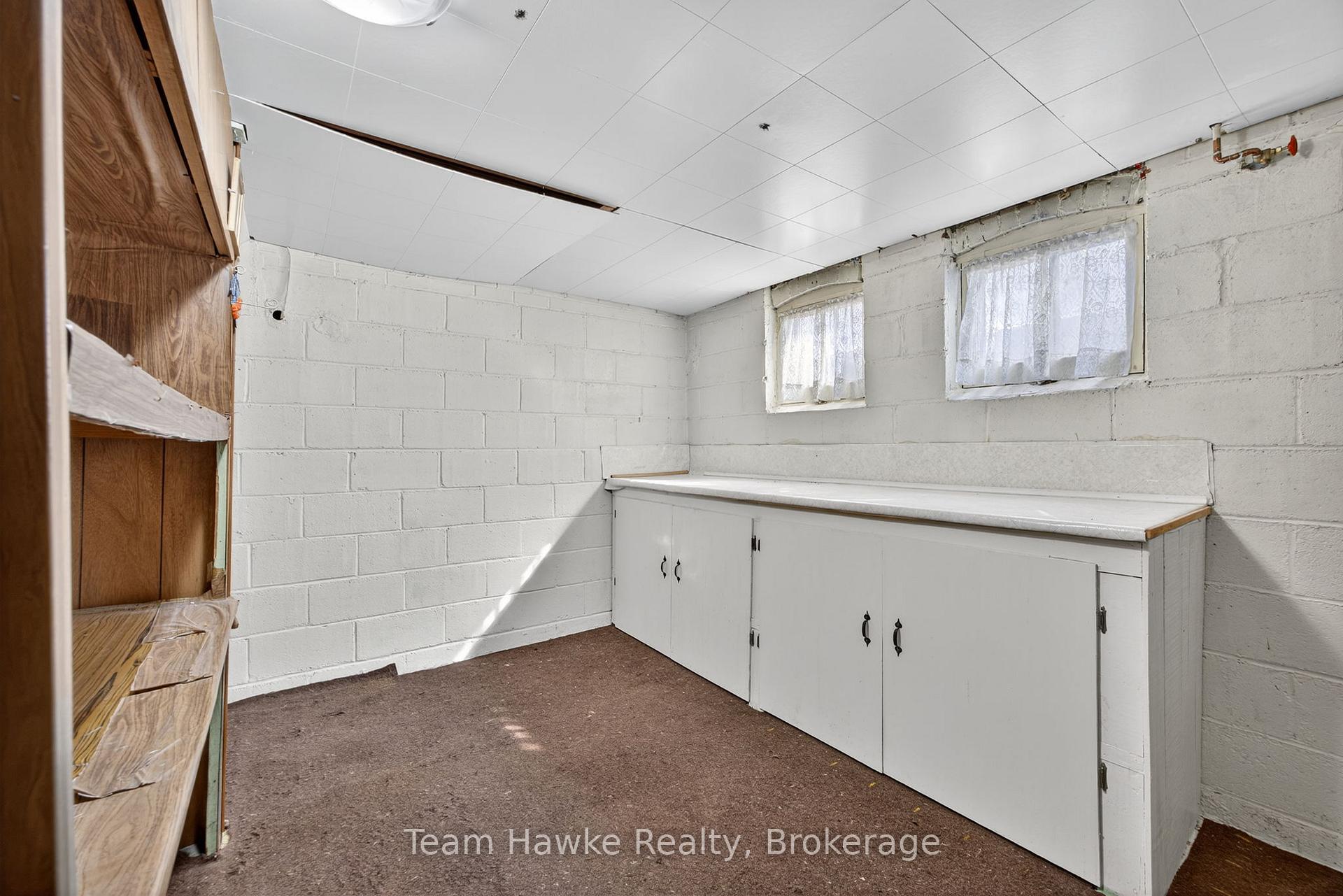 Photo 29 of 828 Hugel Avenue, Midland — HOMEH