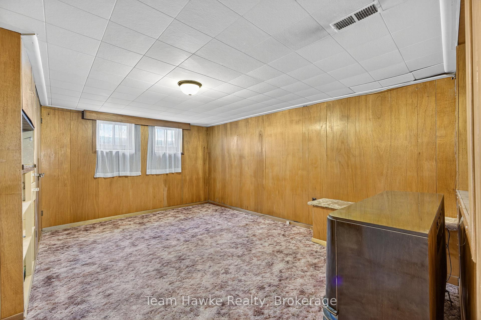 Photo 33 of 828 Hugel Avenue, Midland — HOMEH