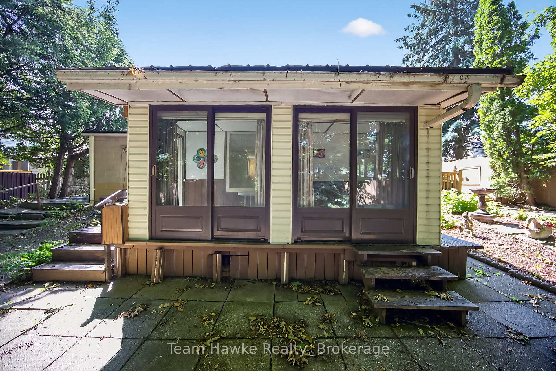 Photo 37 of 828 Hugel Avenue, Midland — HOMEH