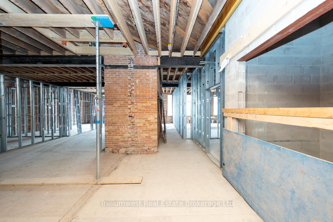 Photo 11 of 137 King Street E, Kitchener — HOMEH