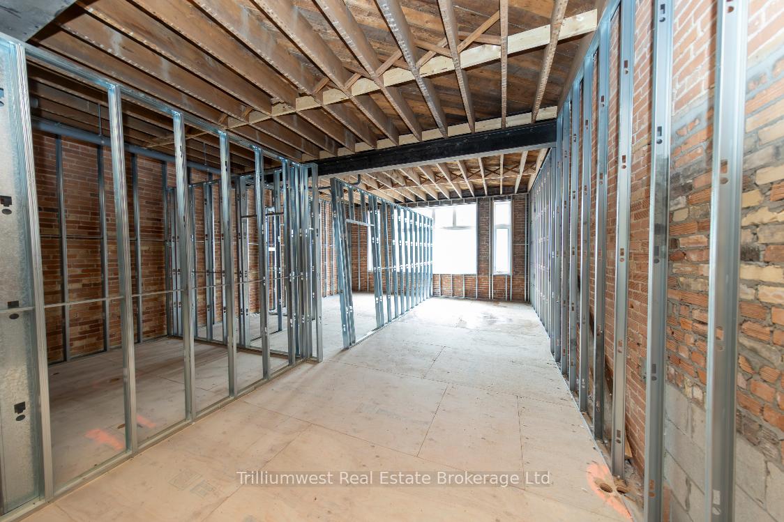 Photo 12 of 137 King Street E, Kitchener — HOMEH