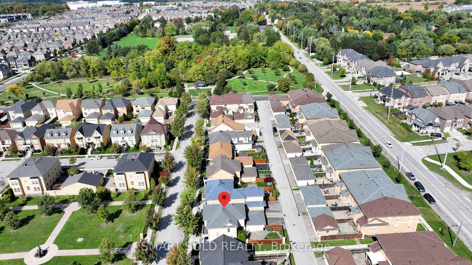 Photo 4 of 23 Bonheur Road, Markham, Cathedraltown — HOMEH