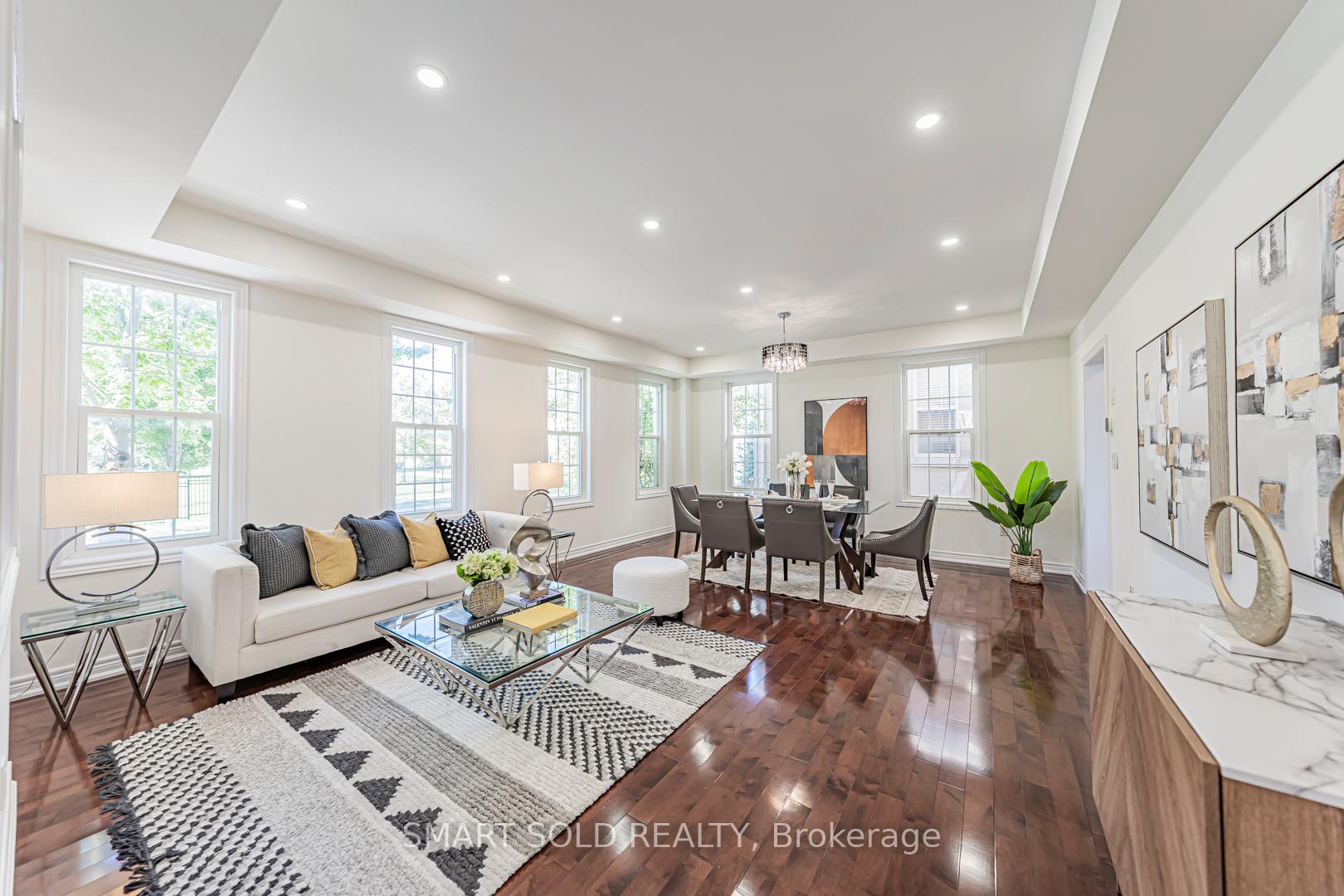Photo 9 of 23 Bonheur Road, Markham, Cathedraltown — HOMEH