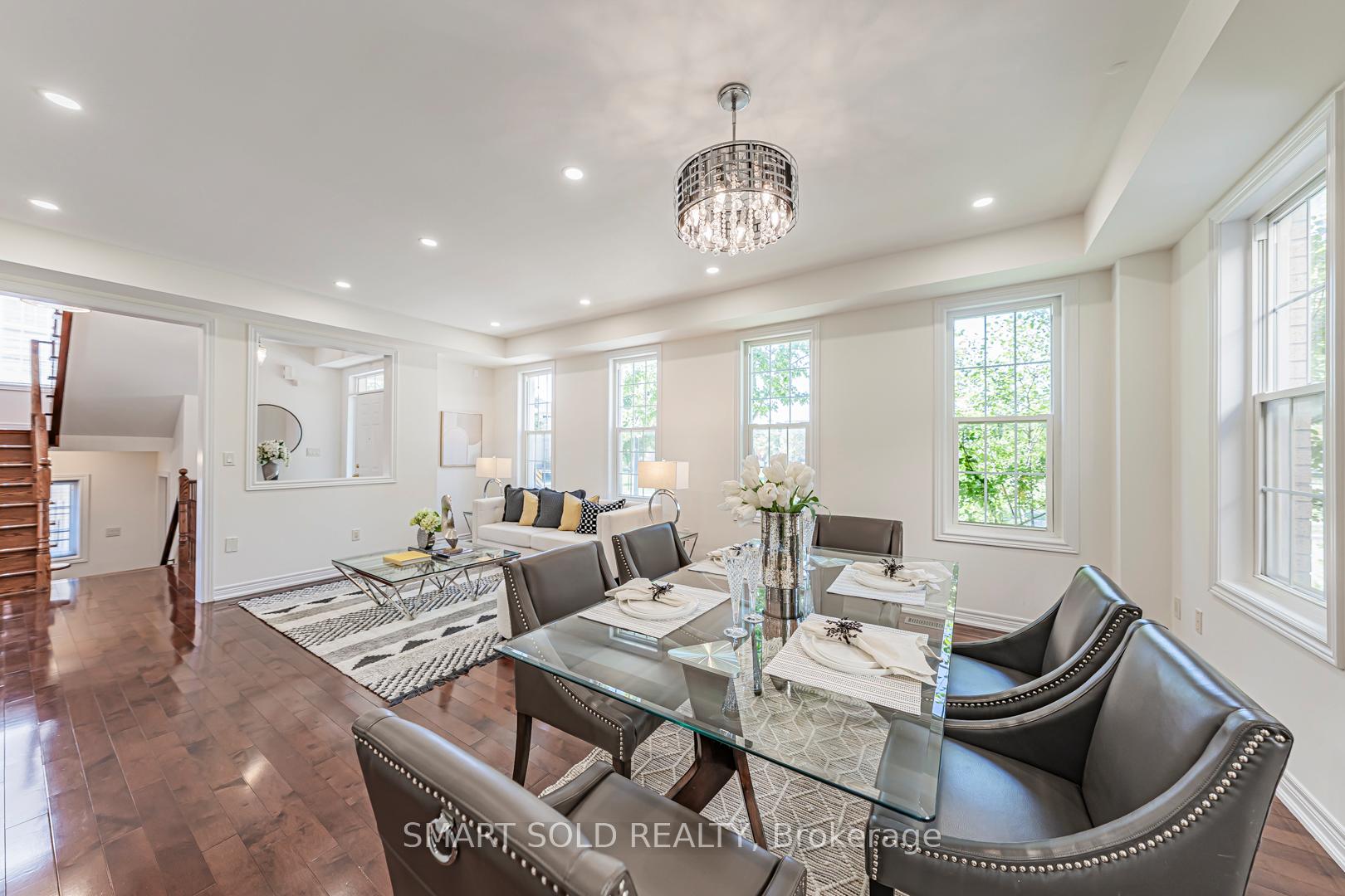 Photo 13 of 23 Bonheur Road, Markham, Cathedraltown — HOMEH