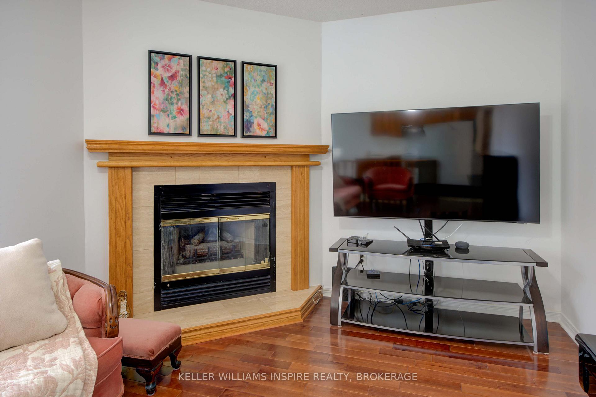 Photo 8 of 1056 Palmerston Crescent, Kingston, North of Taylor-Kidd Blvd — HOMEH