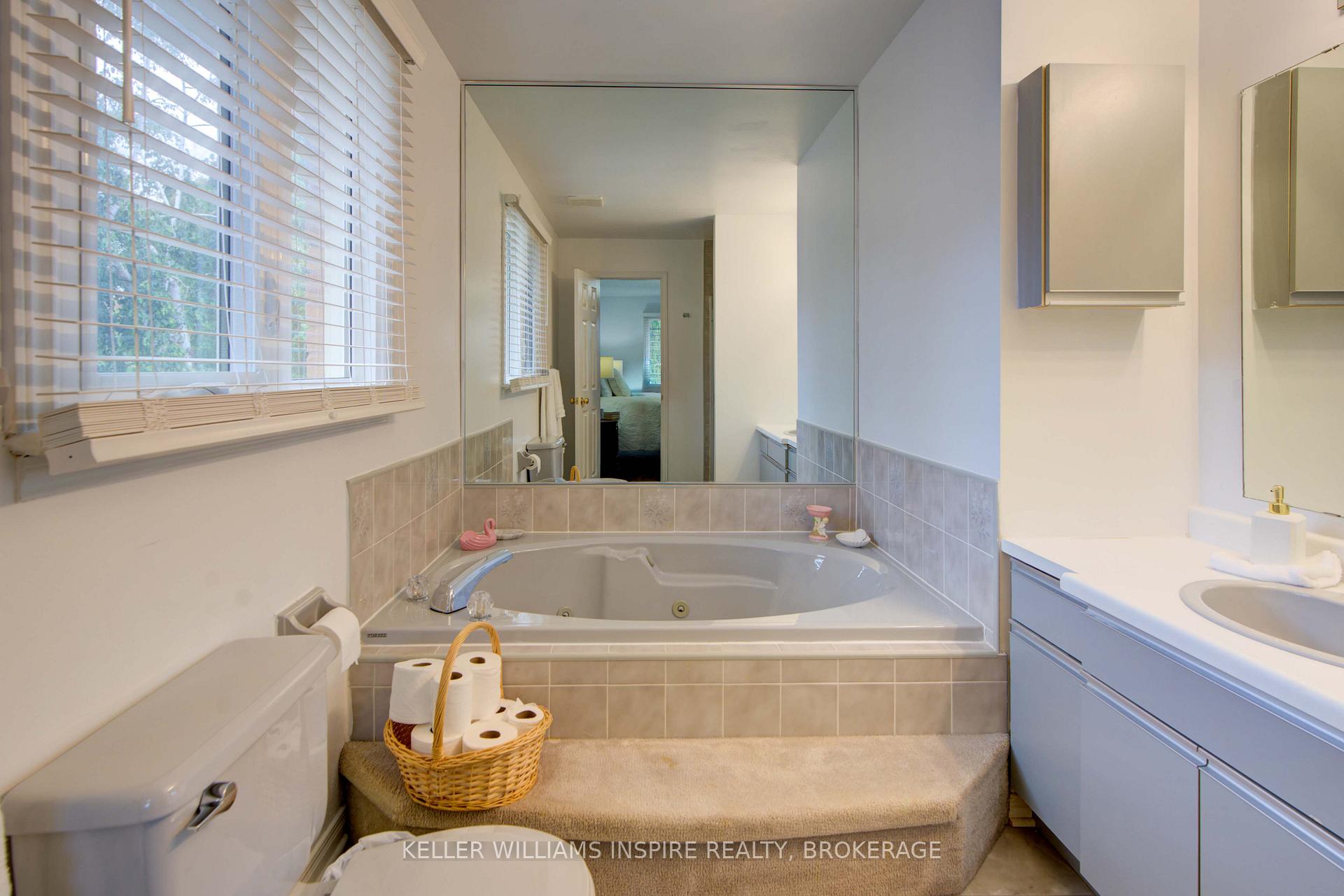 Photo 22 of 1056 Palmerston Crescent, Kingston, North of Taylor-Kidd Blvd — HOMEH