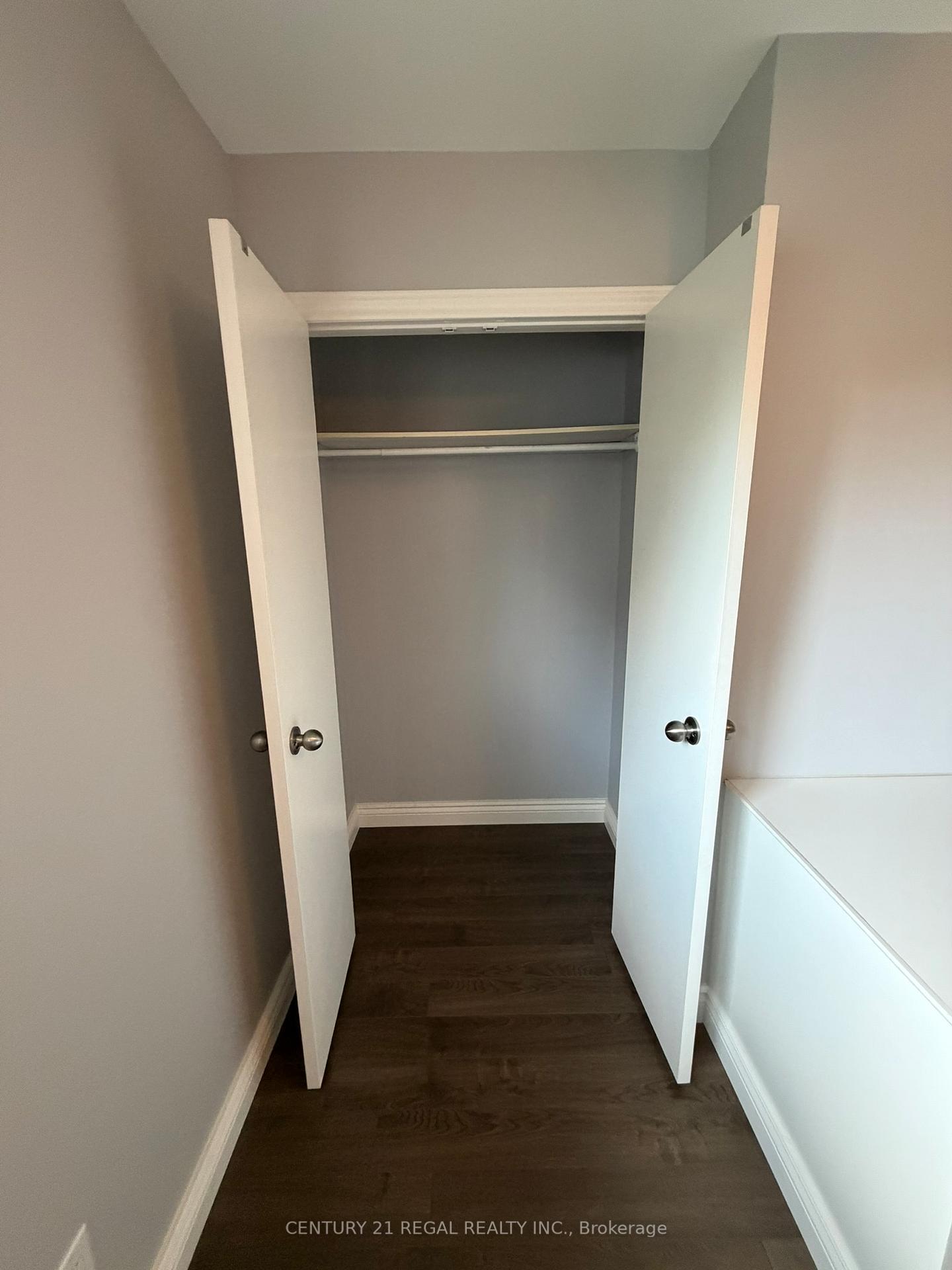 Photo 9 of Unit 1, 770 Applewood Crescent, Milton, Dorset Park — HOMEH